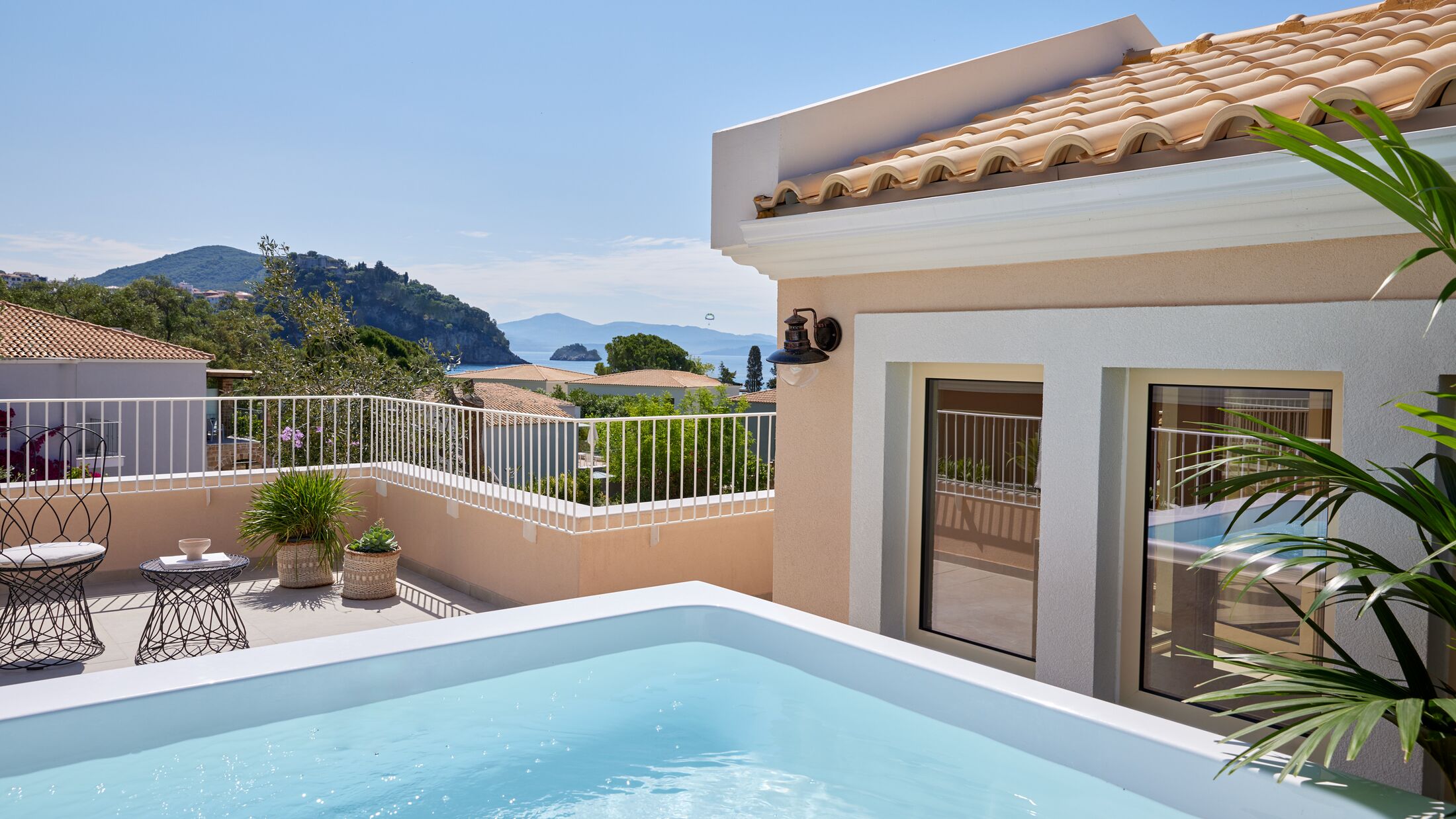 Parga-Beach-2024-Penthouse-Suite-001-121821-Hybris