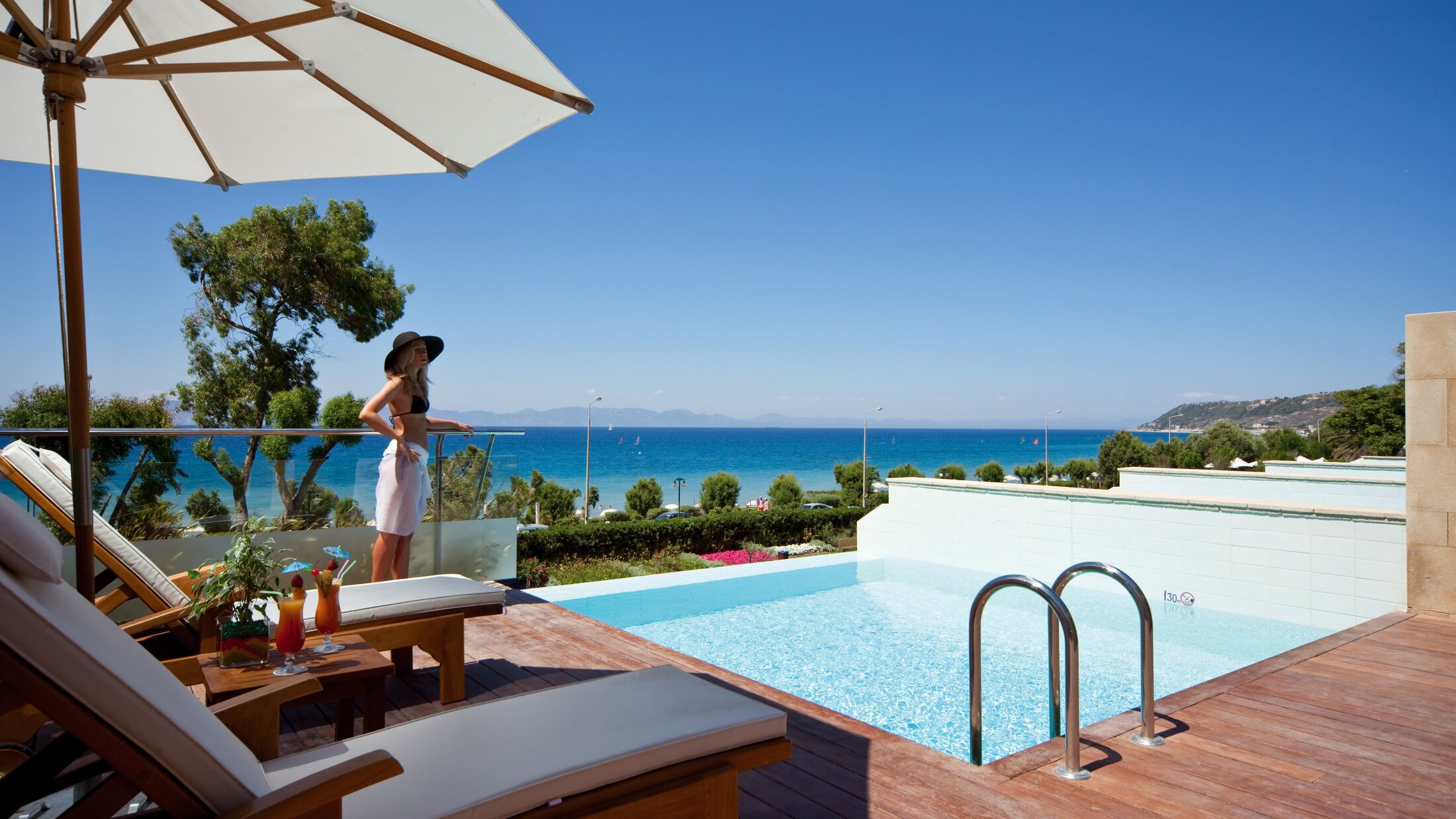 Amus-Rhodes-2024-Executive-Suite-Private-Pool-Sea-View-004-117551-Hybris