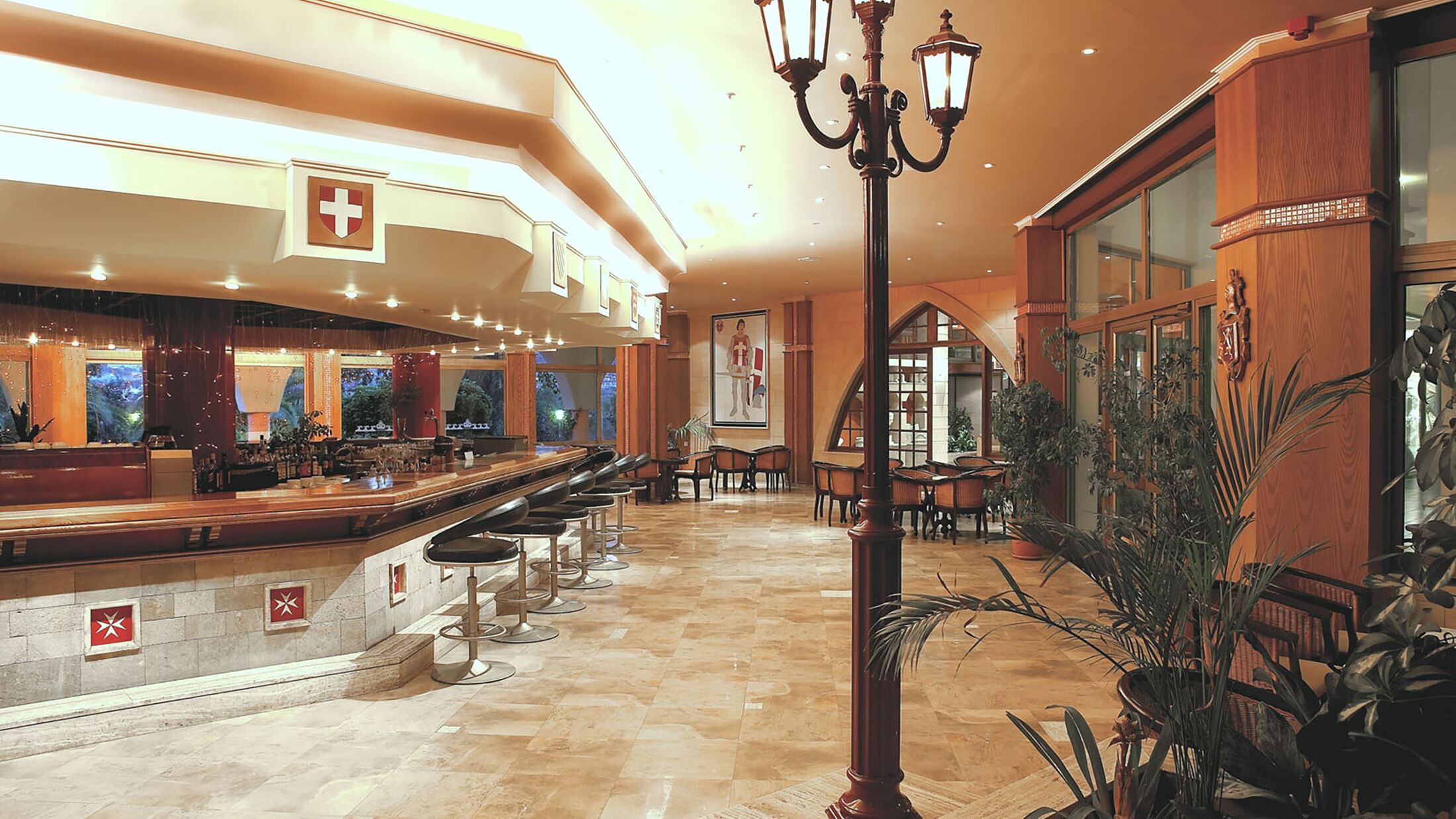 Il Cavaliere Main Bar