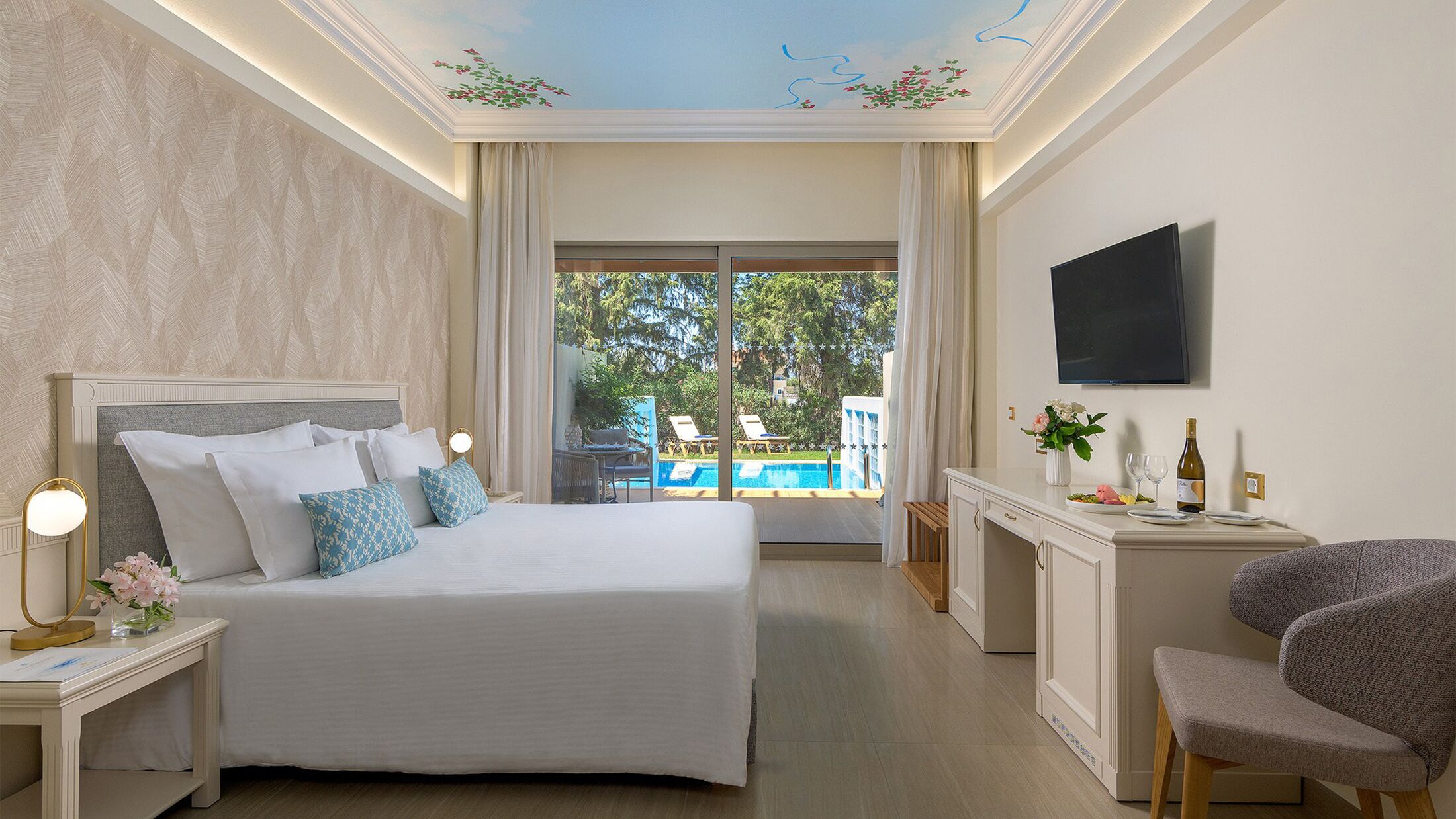 Double Room with Private Pool and Garden View
