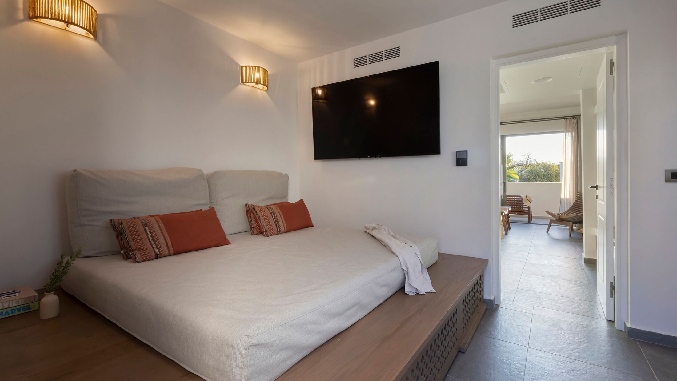 Tropical Zen Bungalow Suite