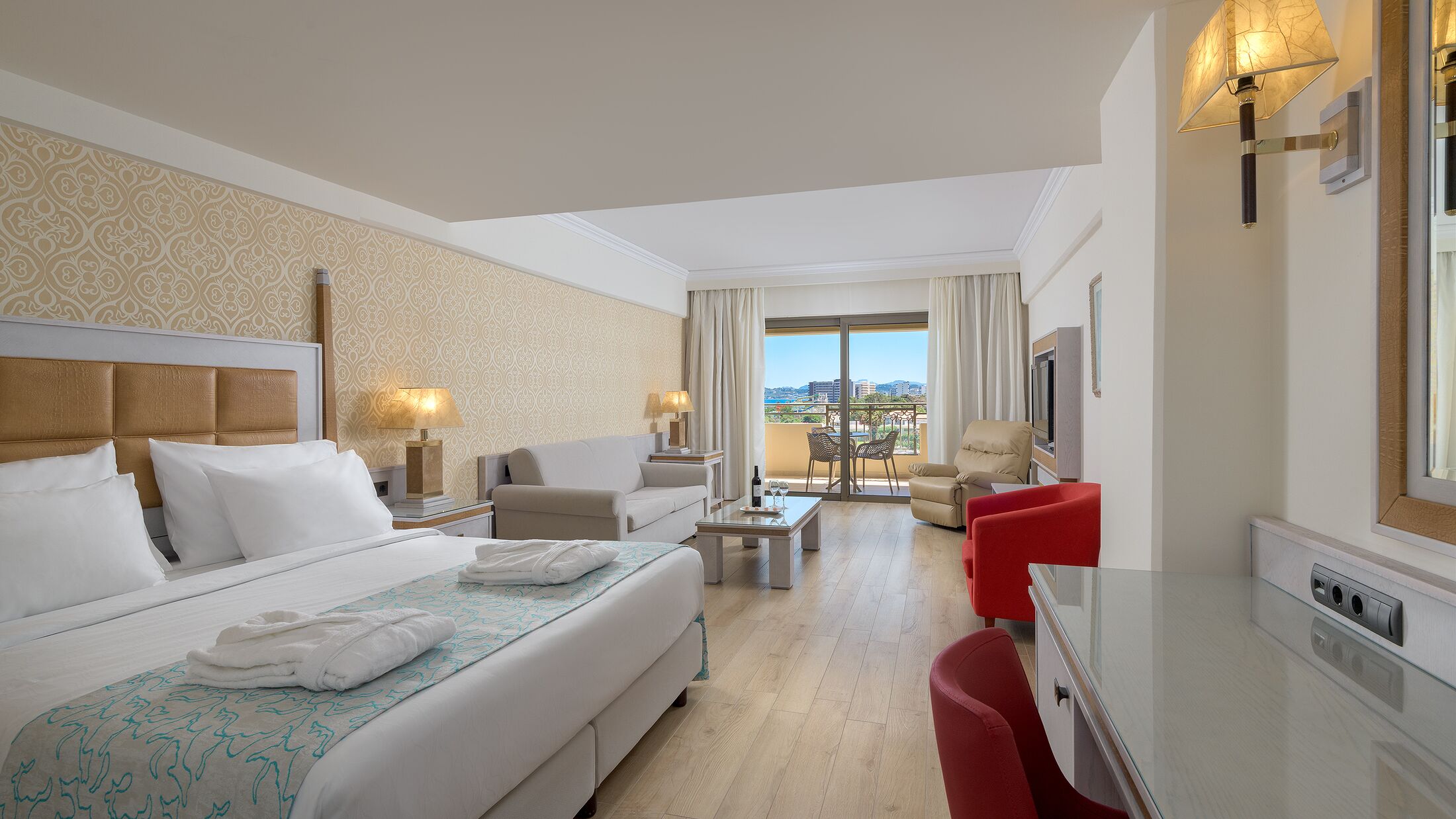 La-Marquise-2023-Junior-Suite-Sea-View-001-119082-Hybris