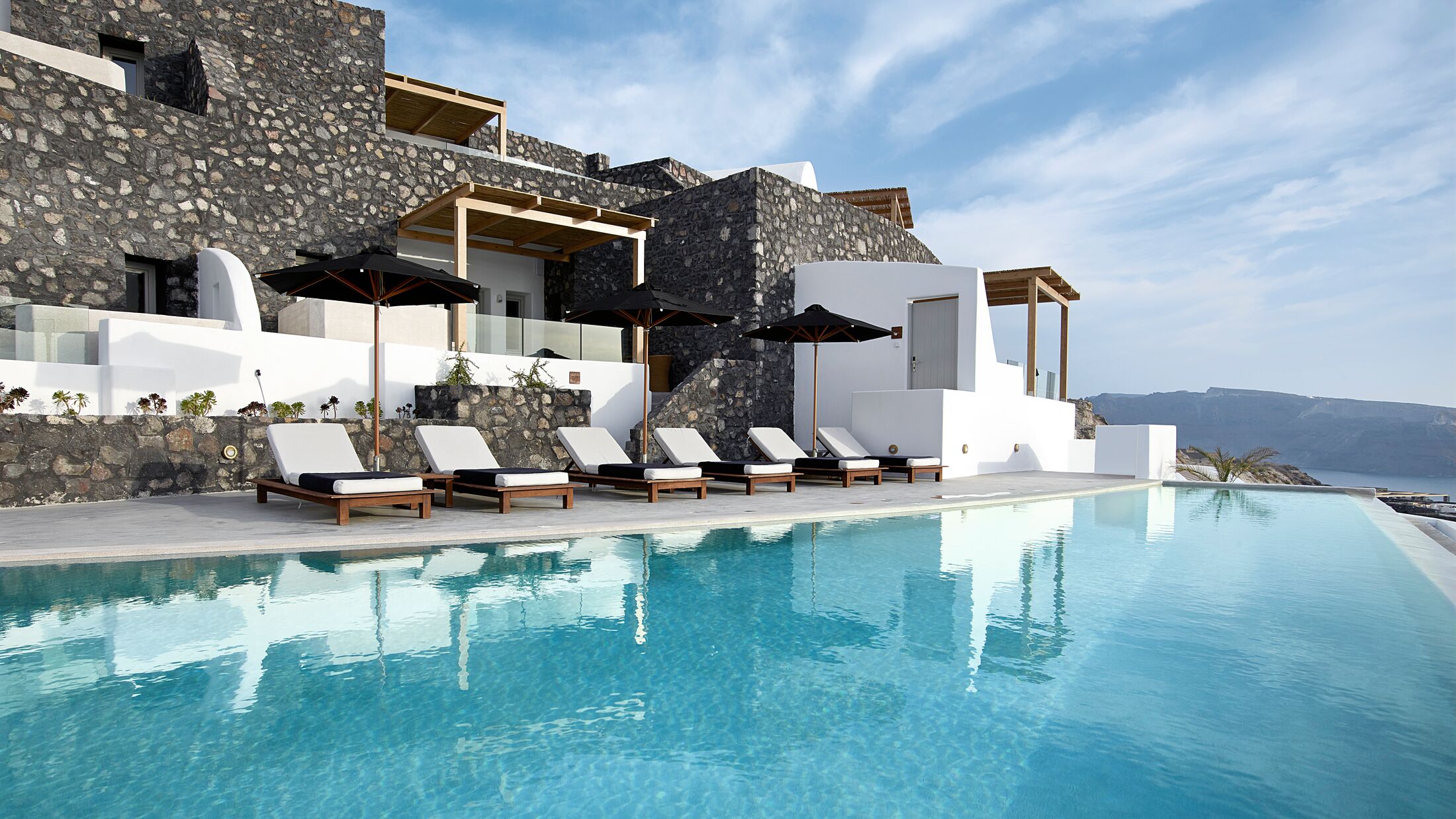 Santo-Maris-2022-Swimming-Pool-005-121818-Hybris