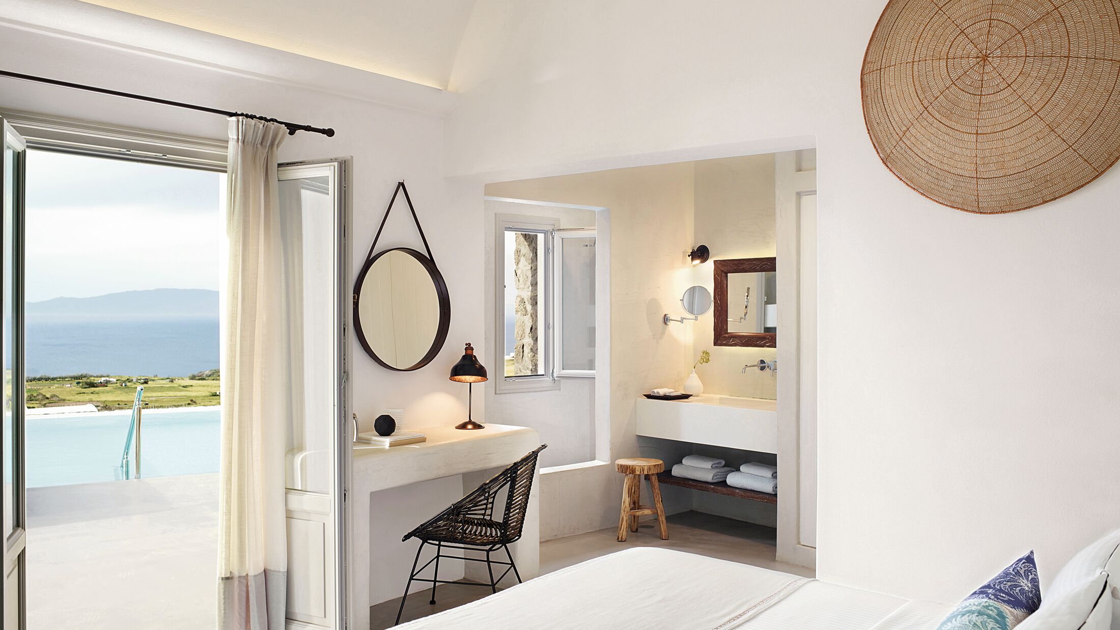 Santo-Pure-2025-Sunset-Suite-Private-Pool-Jacuzzi-Sea-View-006-121818-Hybris