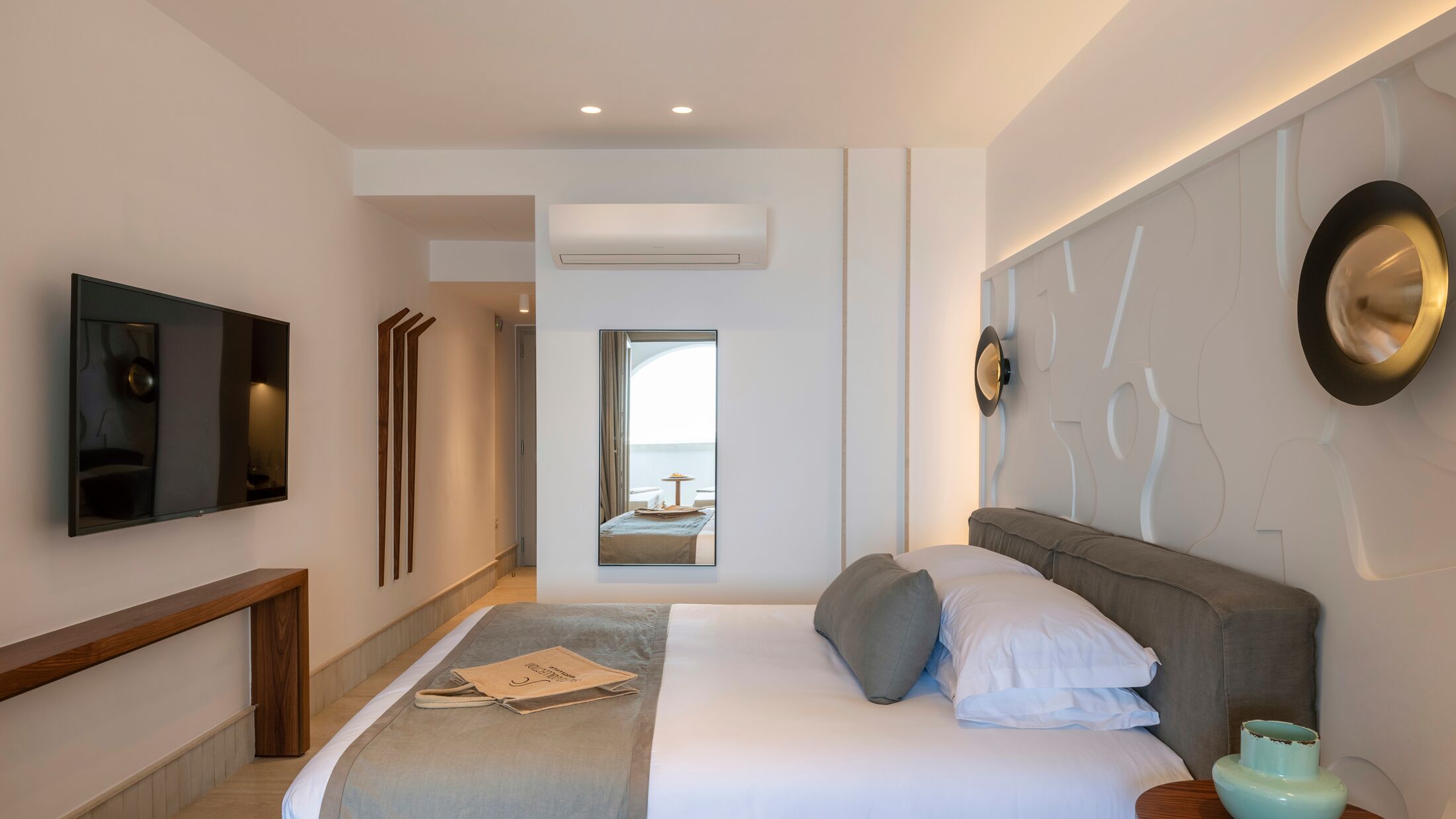 Santo-Pure-2025-Sunset-Suite-Private-Pool-Sea-View-007-121818-Hybris