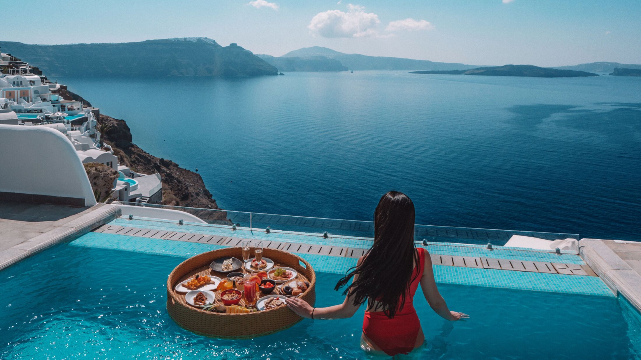 Santorini-Secret-2024-Grand-Suite-001-121858-Hybris