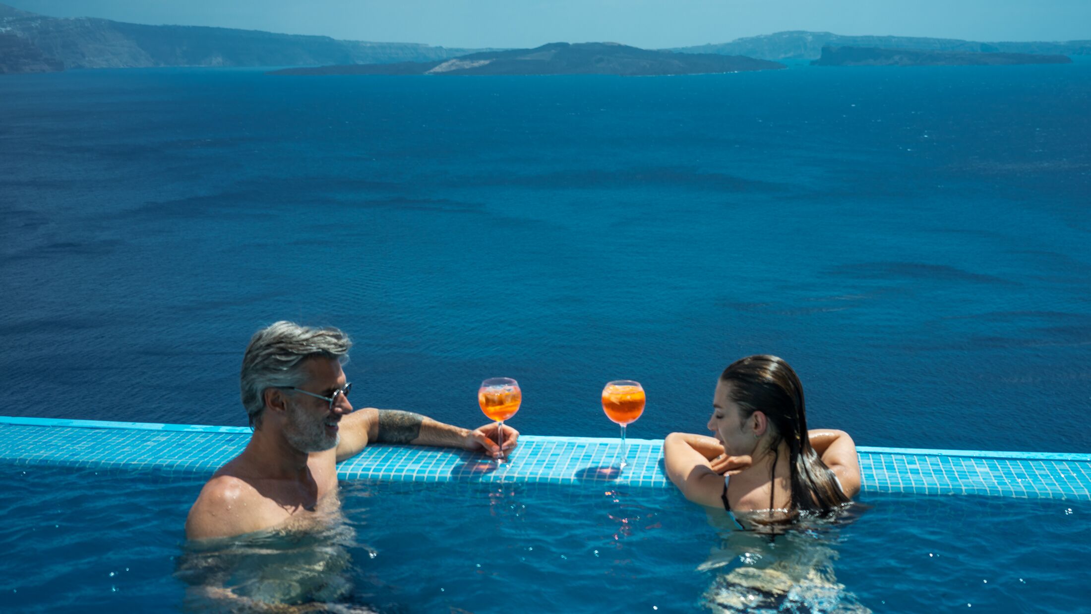 Santorini-Secret-2024-Infinity-Suite-002-121858-Hybris
