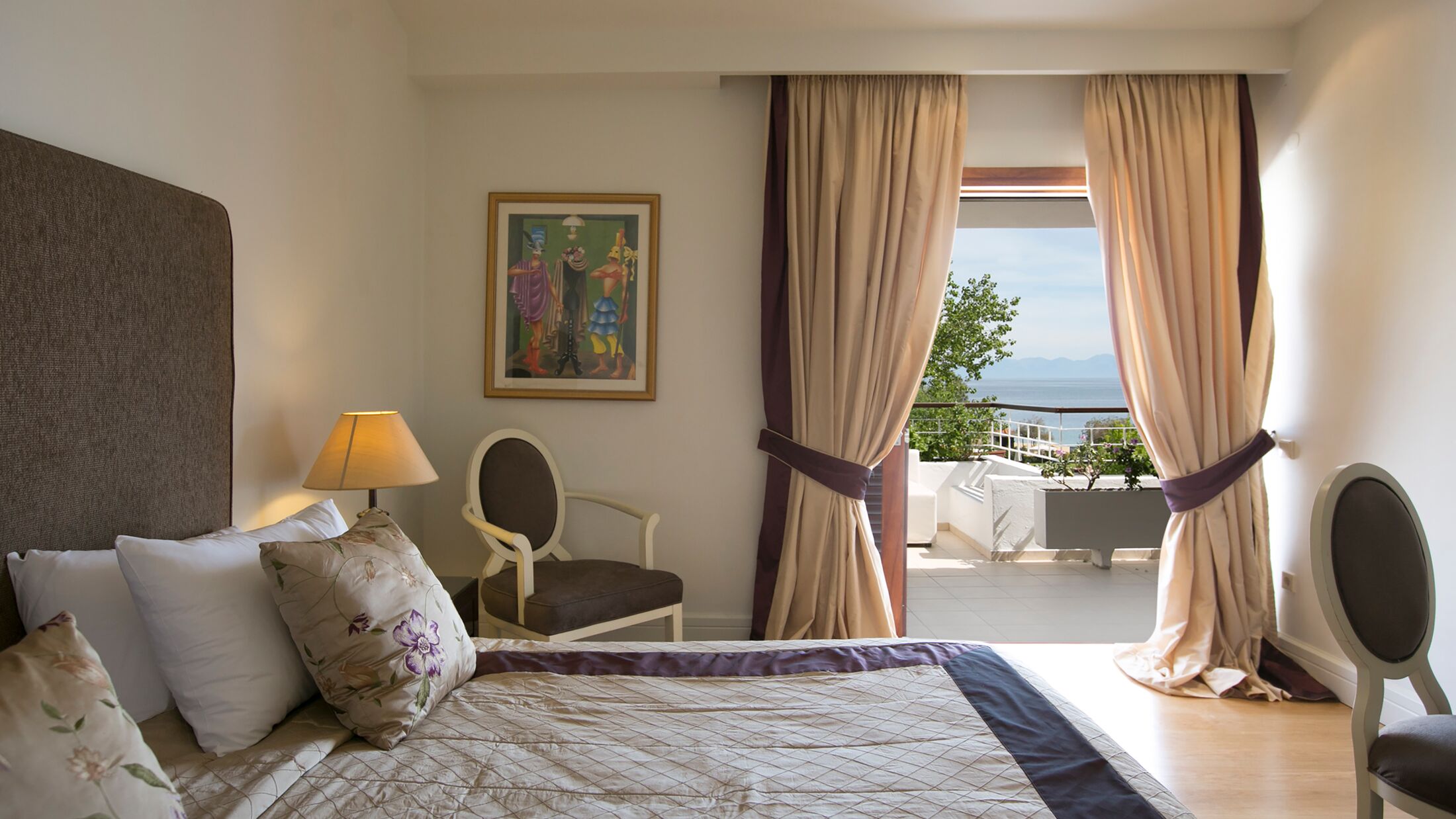 Skiathos-Princess-2024-Premier-Deluxe-Suite-Sea-View-009-119249-Hybris