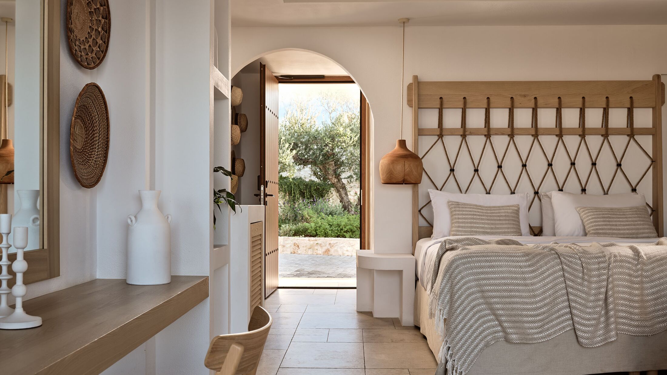 Family Pool Suite with Sea View