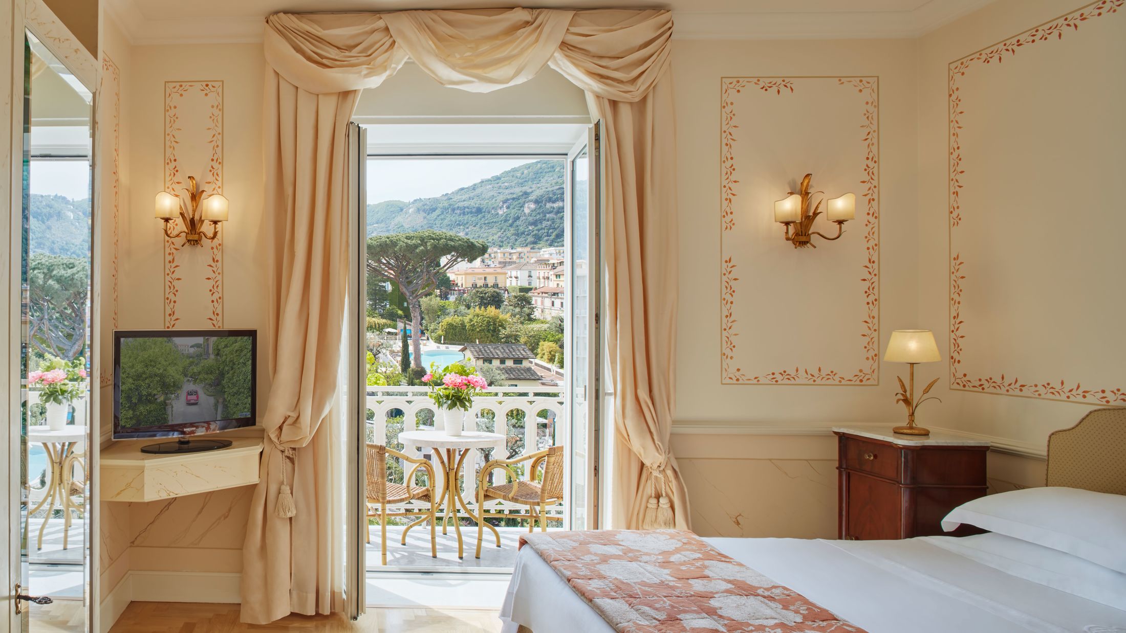 105095-Junior-Suite-Garden-View-Hybris