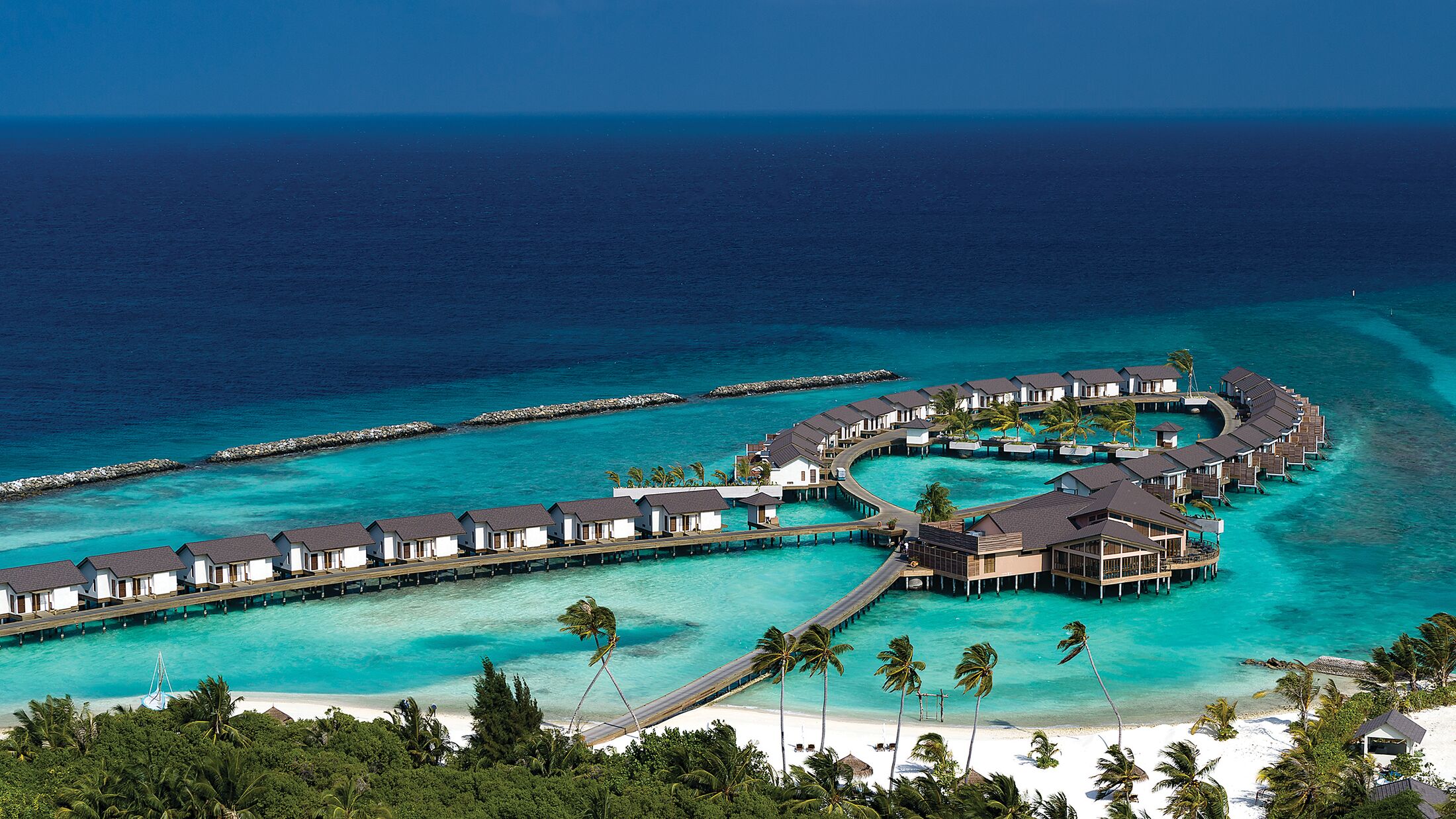 Atmosphere-Kanifushi-2023-Aerial-Water-Villa-Jetty-002-119967-Hybris