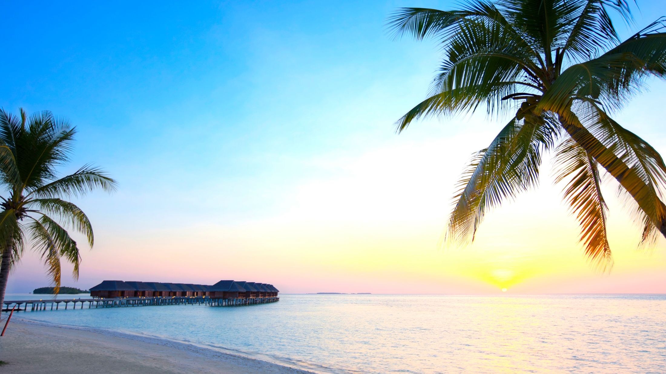 116949 LUX Maldives Beach 001.jpg-Hybris