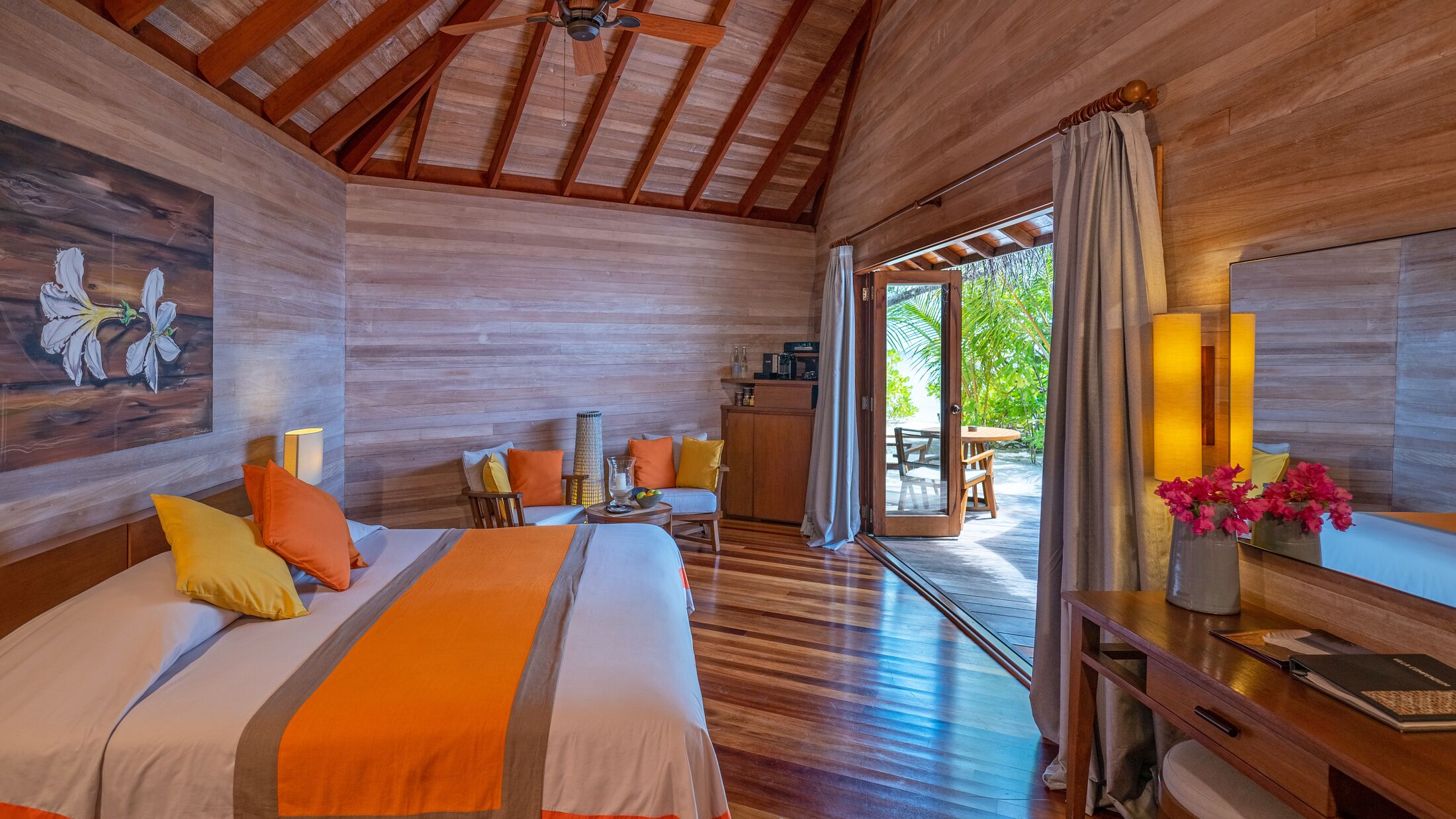 Mirihi-2023-Beach-Villa-002-111212-Hybris