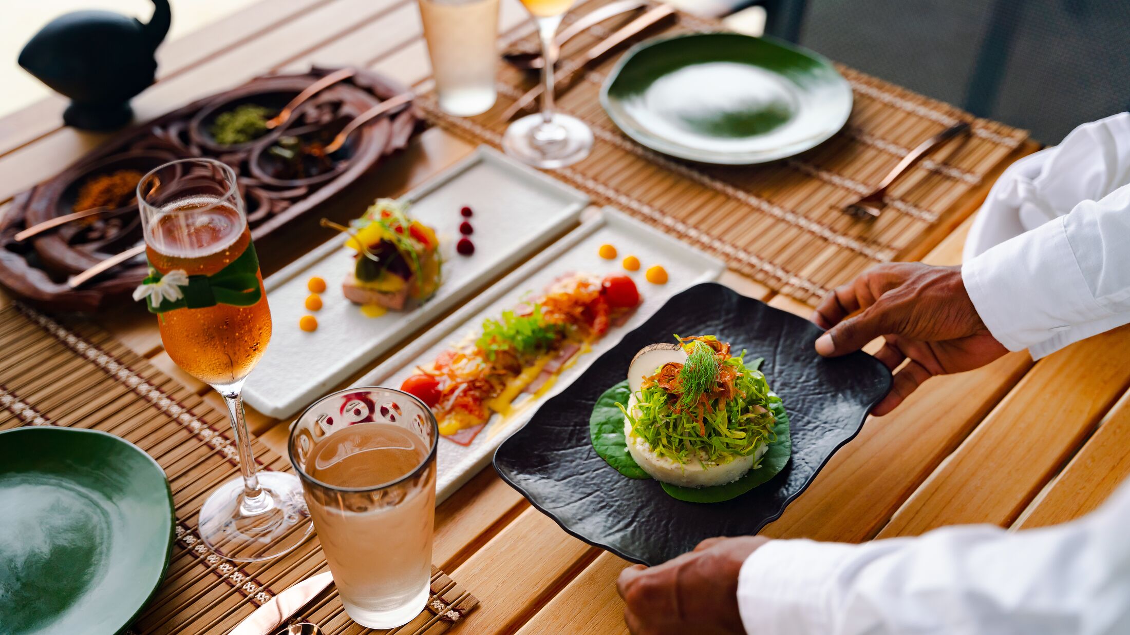 LONU Restaurant