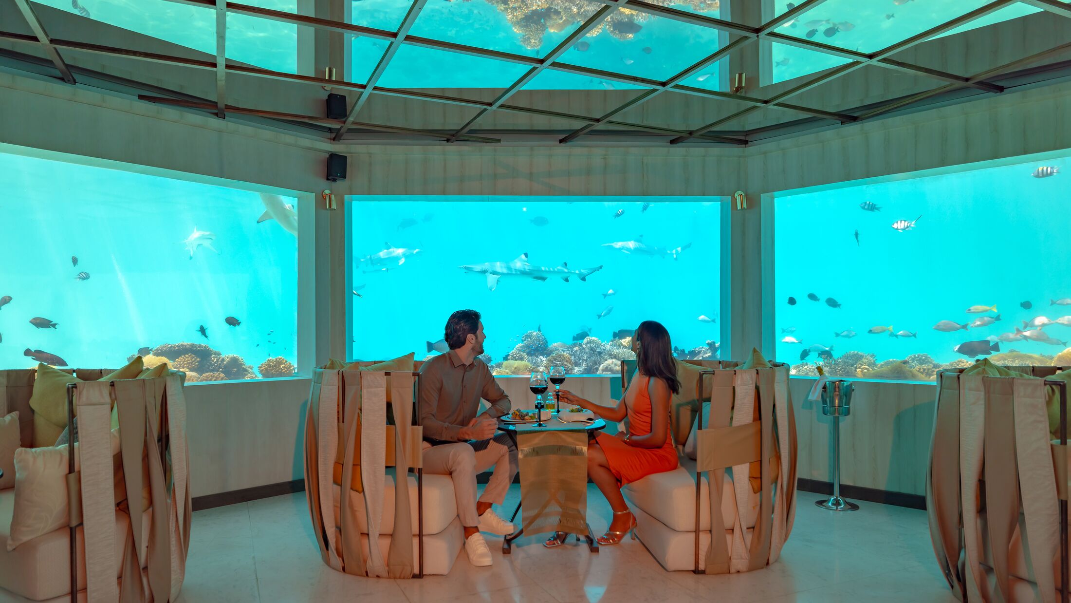 M6m Restaurant