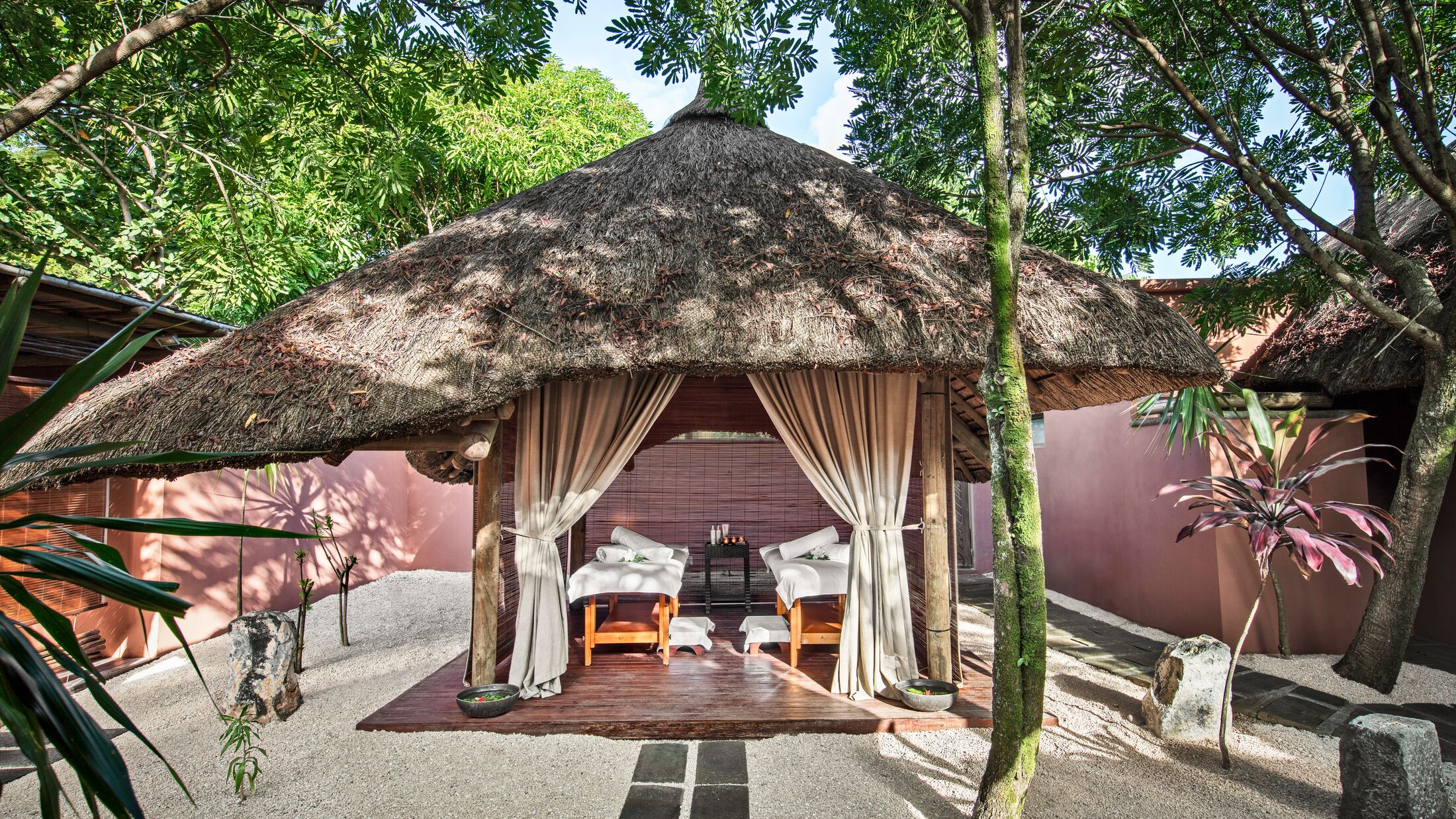Heritage-Awali-2022-Spa-Kiosk-2-115941-Hybris