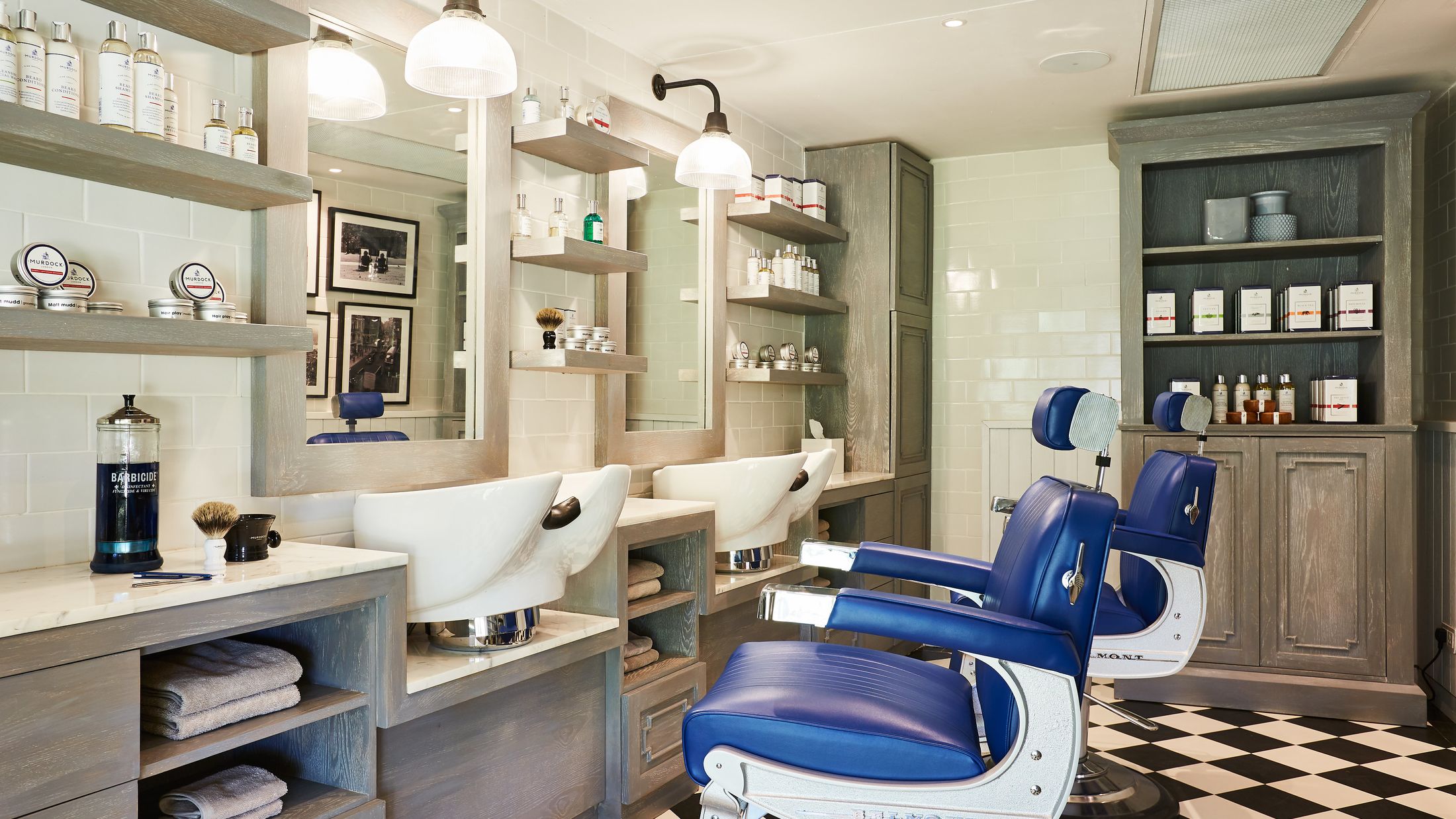 110454-Barbers-001-Hybris
