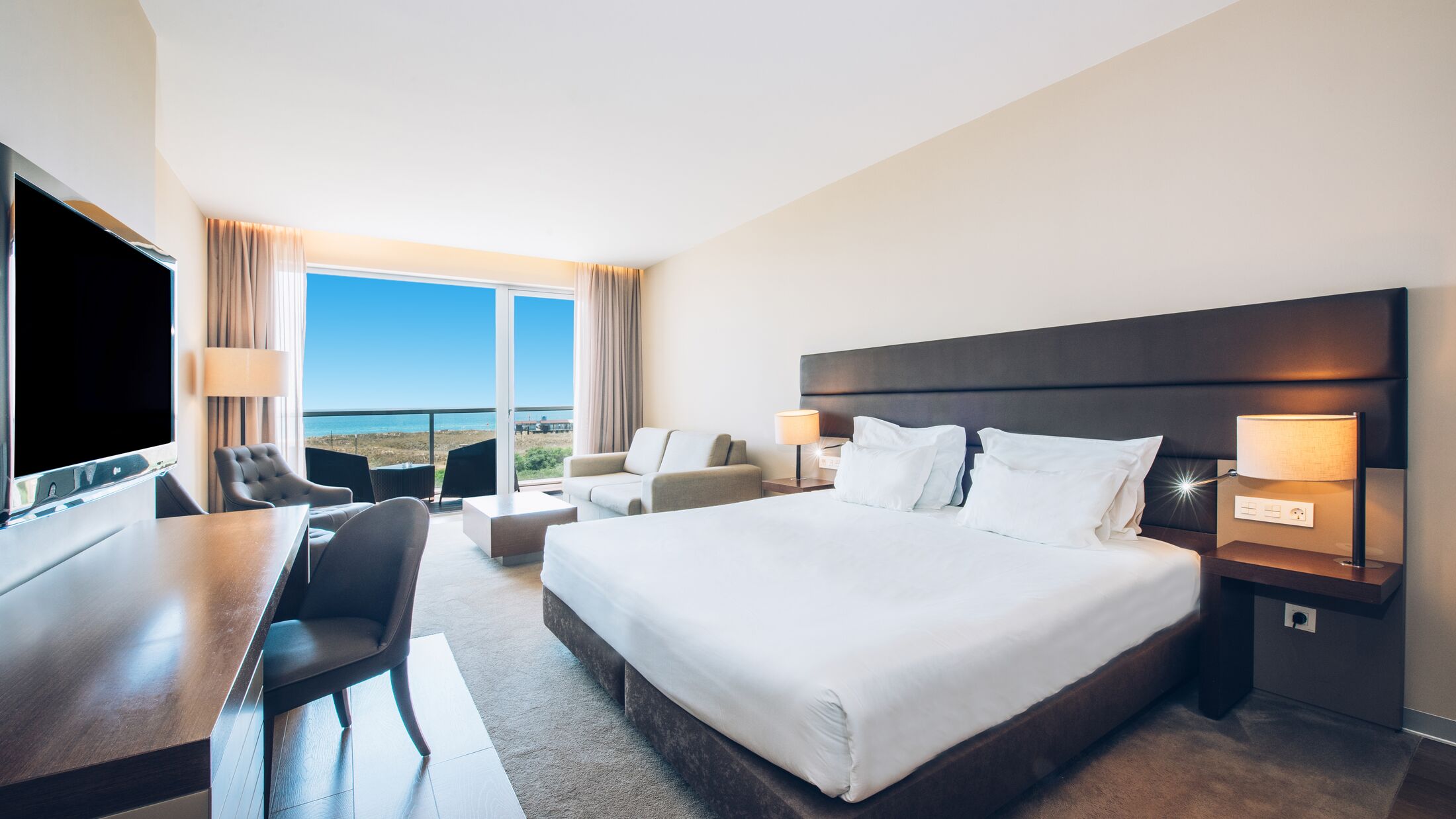 Iberostar-Lagos-2022-Double-Sea-View-Room-004-121833-Hybris