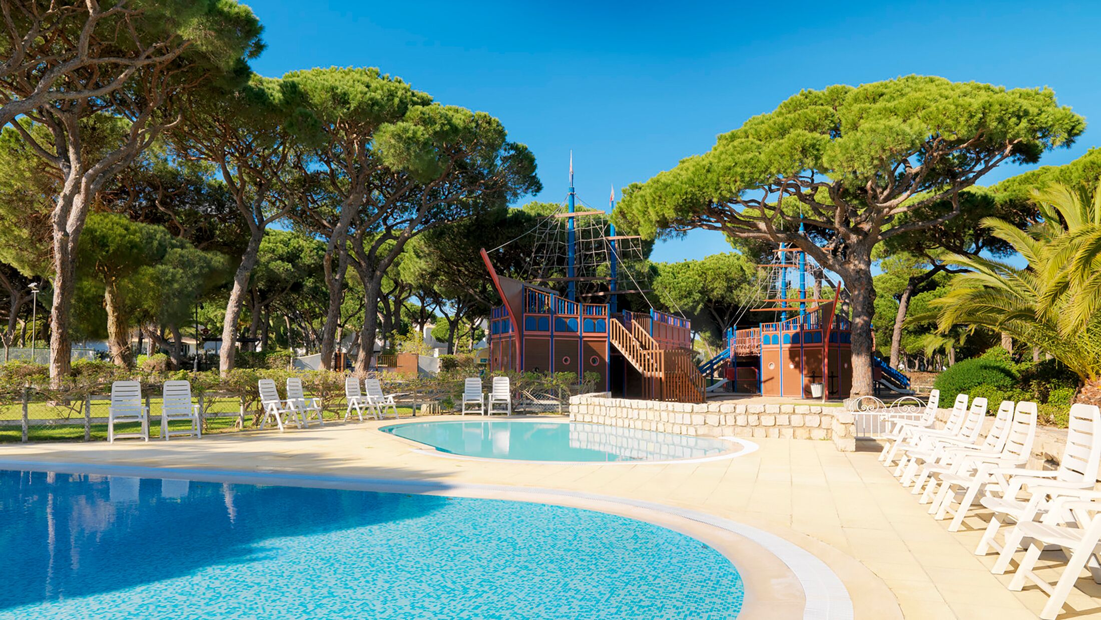 Pine-Cliffs-Hotel-2022-Kids-Club-001-100238-Hybris