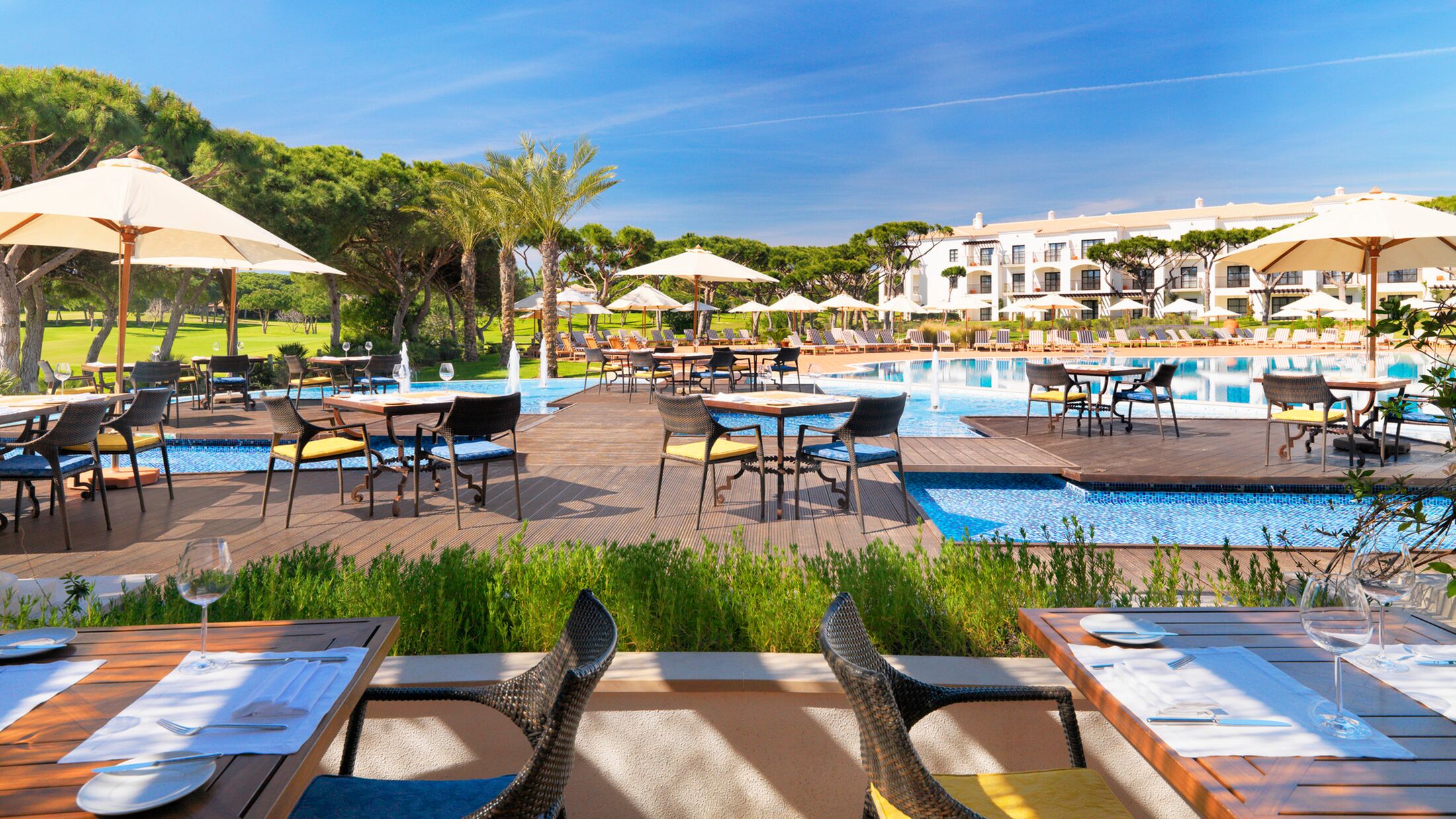 Pine-Cliff-Residence-2022-O-Grill-Restaurant-001-117883-Hybris