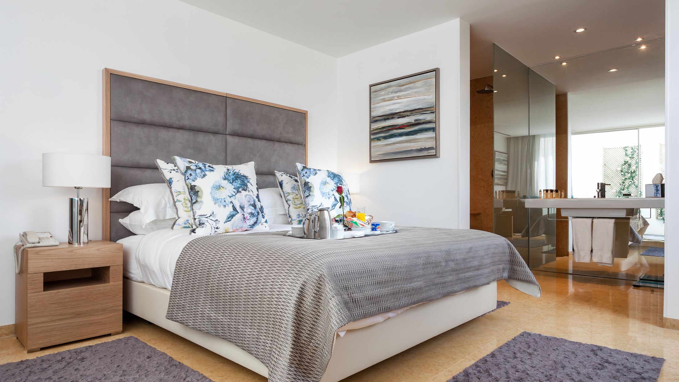 Pine-Cliffs-Village-2022-Terrace-Room-006-119741-Hybris