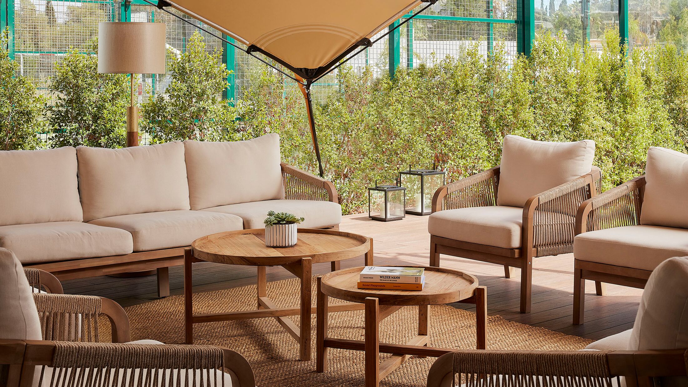 VIP Lounge
