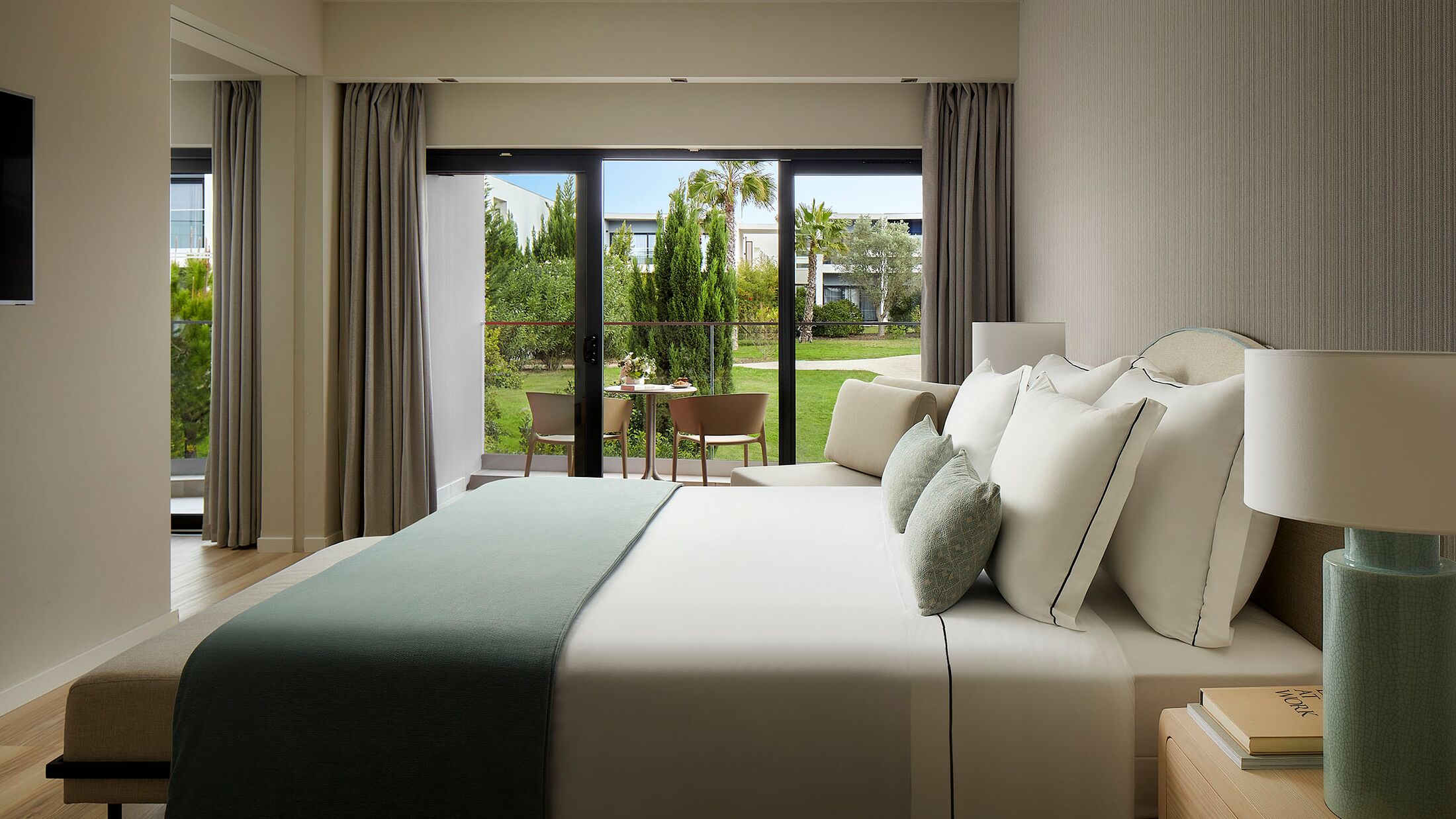 Premium Suite