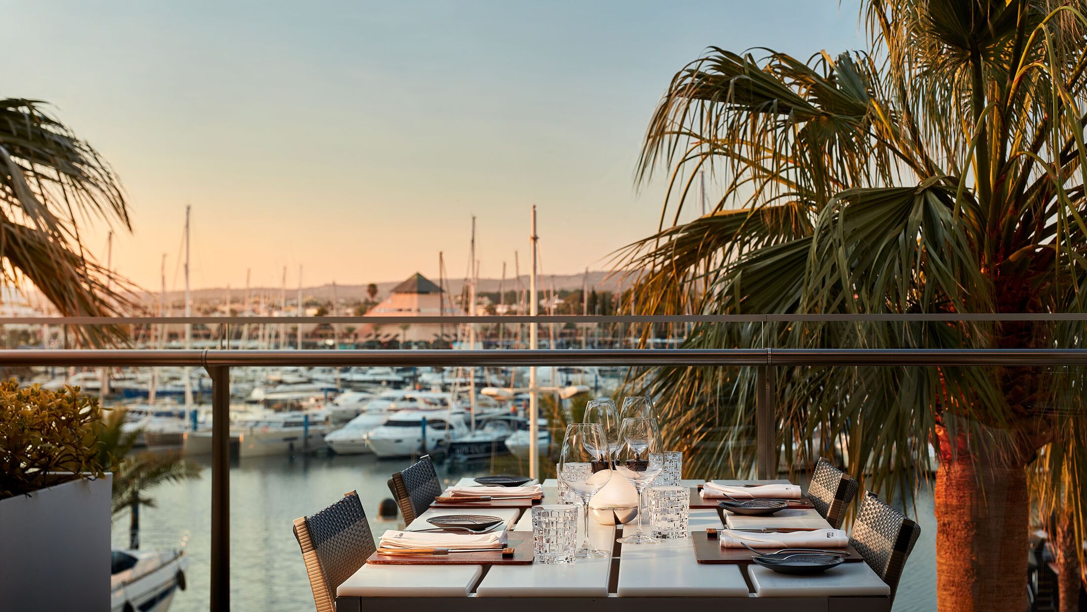 Restaurant Peppers Steakhouse