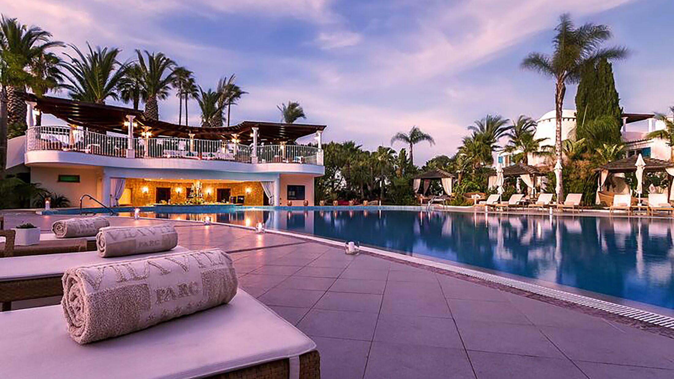 Palm Bar