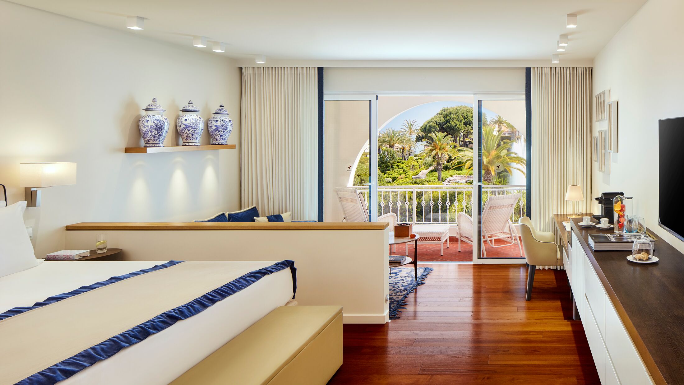 VILA-VITA-Parc-2023-Deluxe-Room-Garden-View-001-100240-Hybris