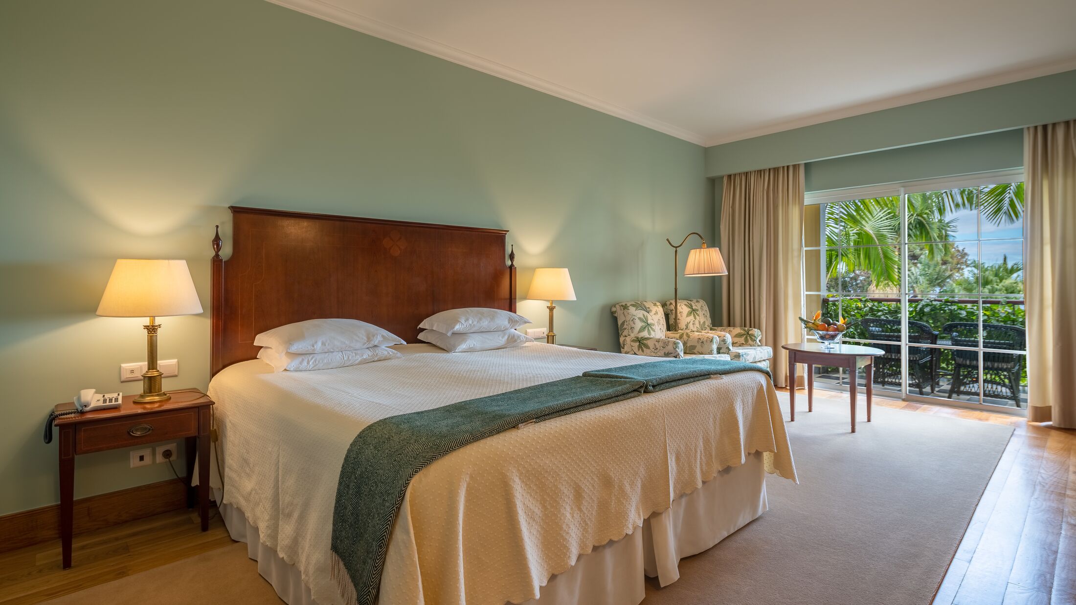 Quinta-Jardins-Lago-2023-Premier-Suite-002-117437-Hybris