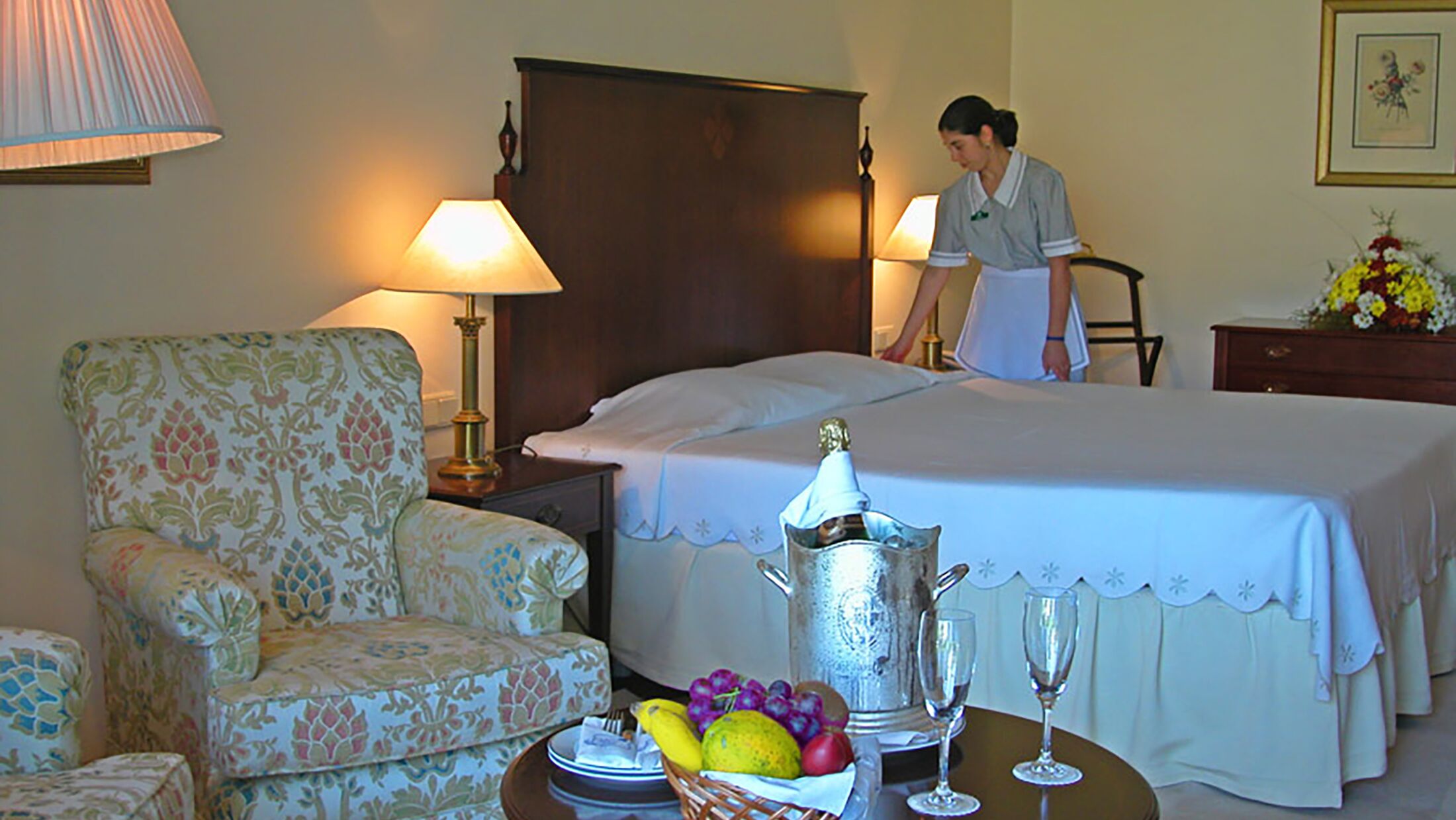 Quinta-Jardins-Lago-2023-Standard-Room-Garden-View-001-117437-Hybris