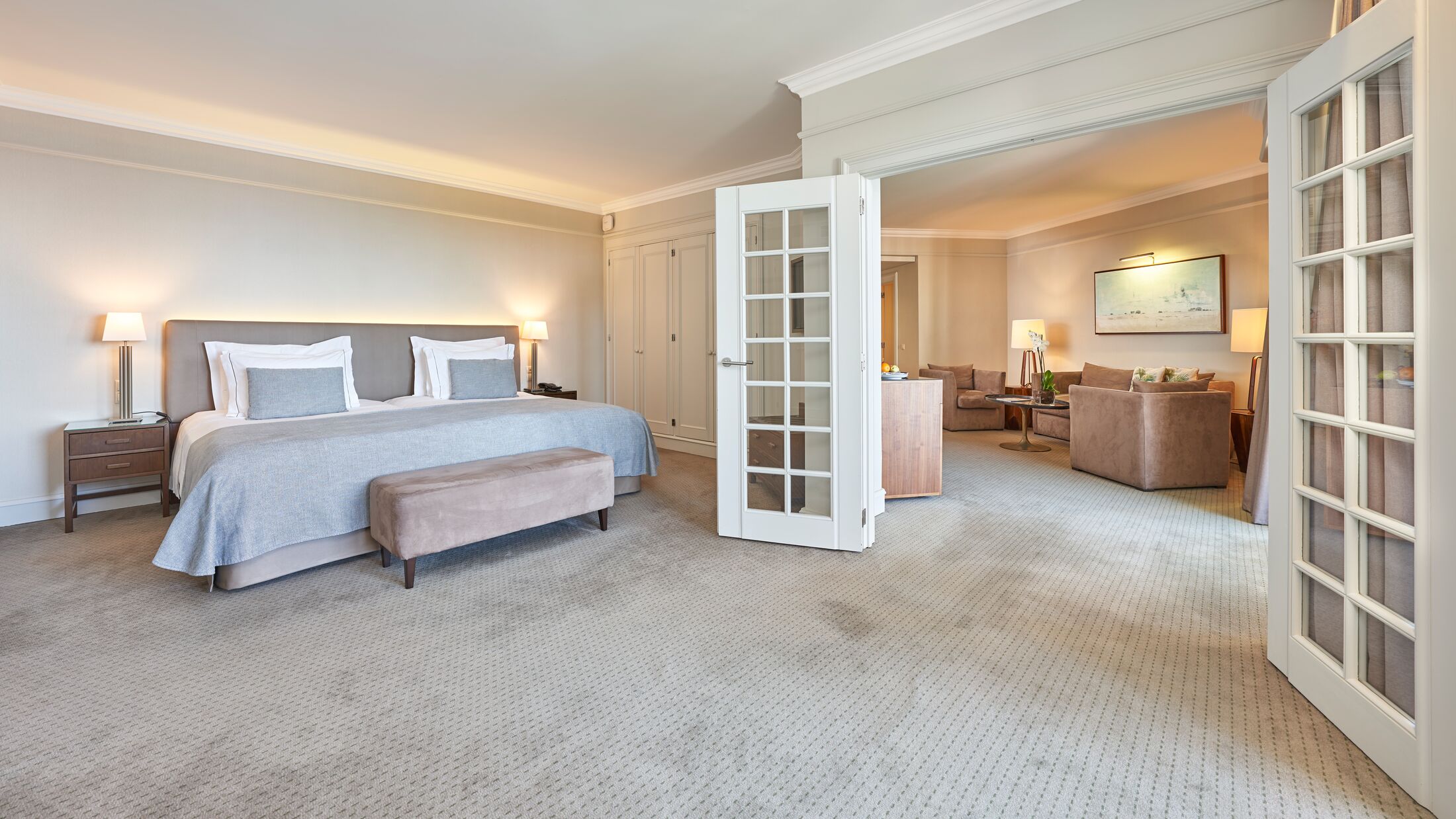 Cliff-Bay-2023-Executive-Suite-Sea-View-001-100588-Hybris