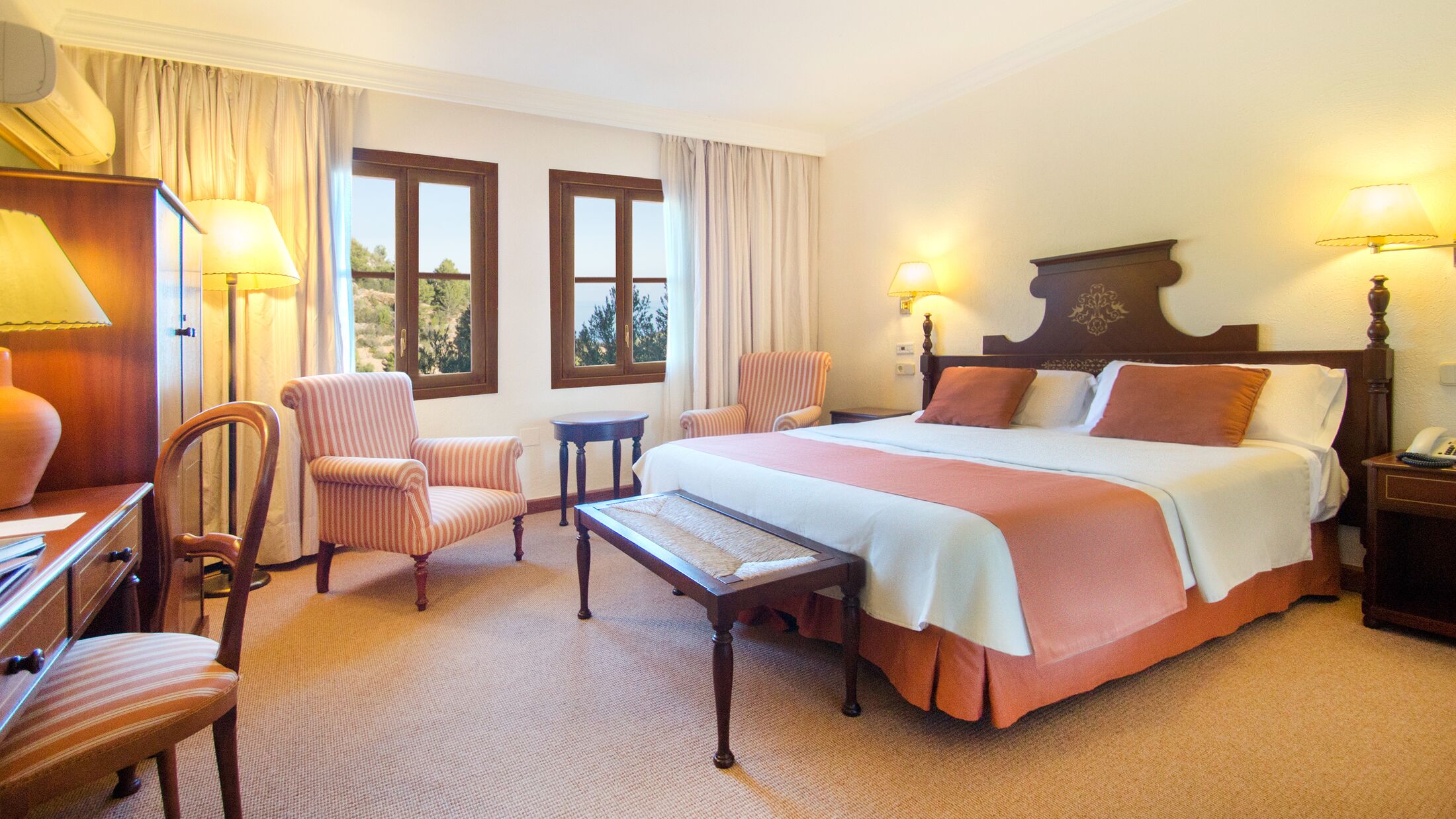 Es-Moli-2023-Classic-Double-Room-No-Balcony-001-102252-Hybris