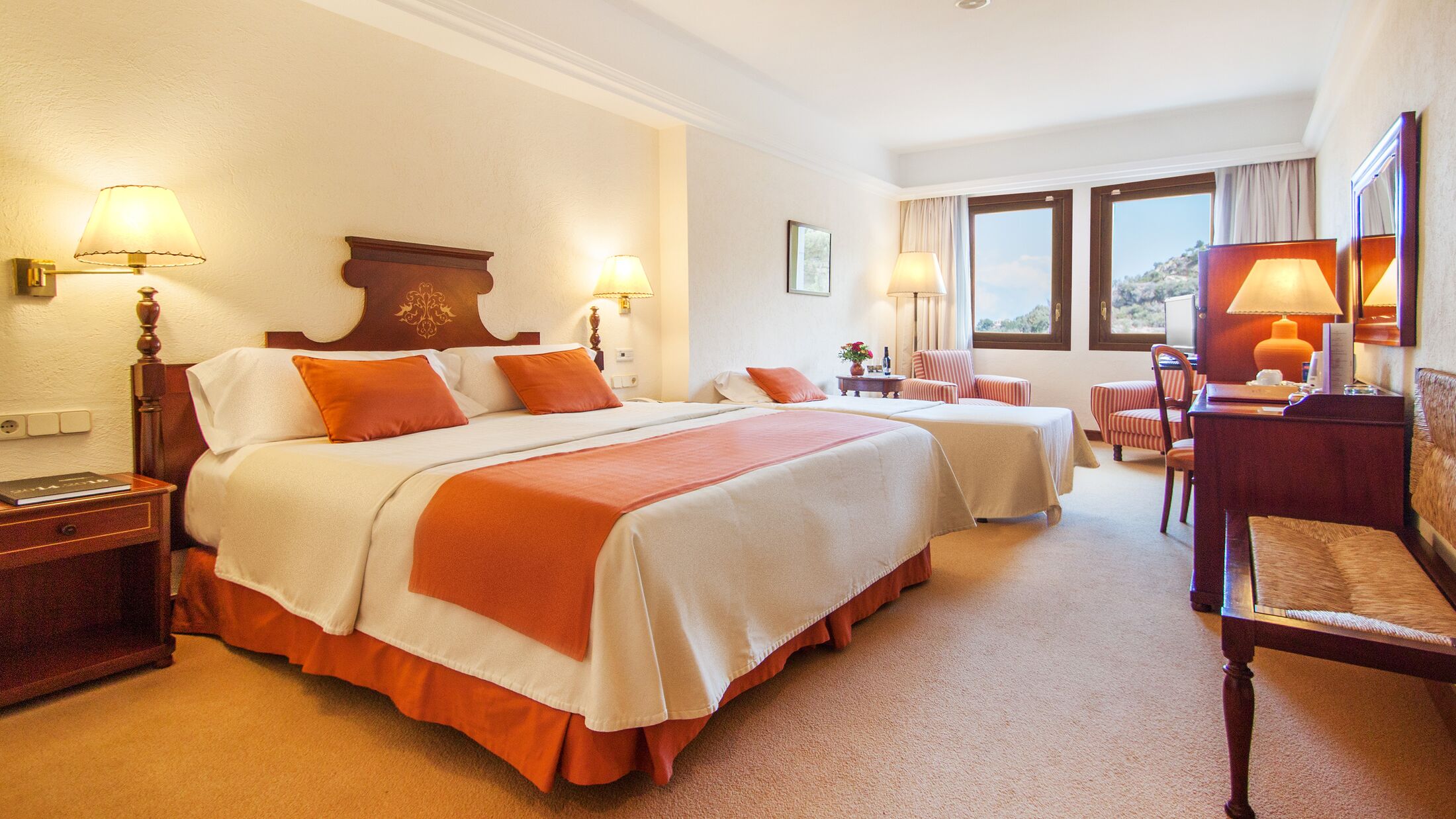 Es-Moli-2023-Classic-Triple-Room-No-Balcony-001-102252-Hybris