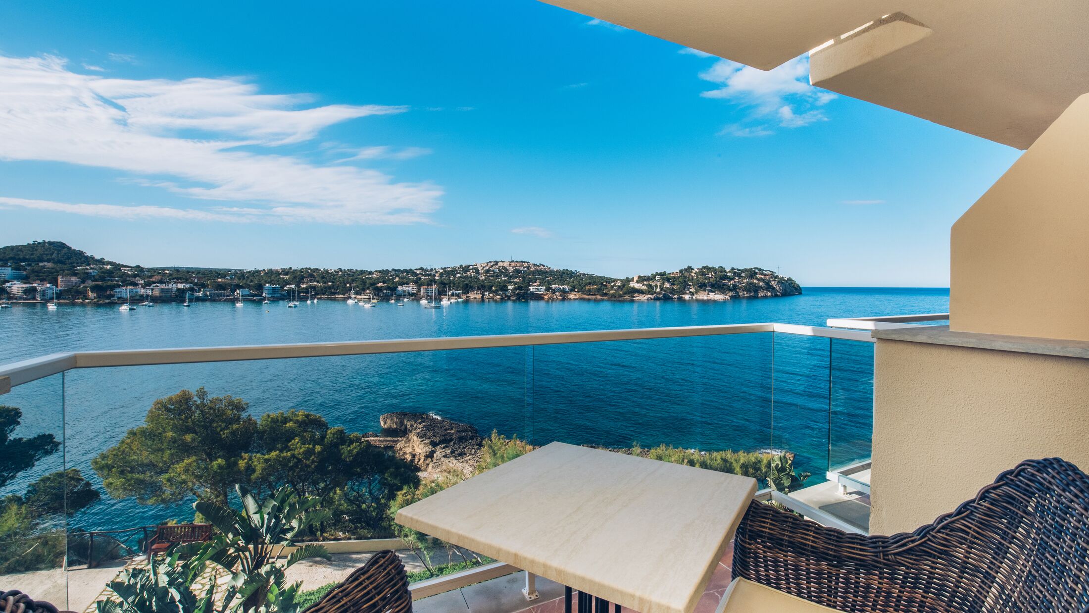 Jardin-del-Sol-2021-Suite-001-121804-Hybris