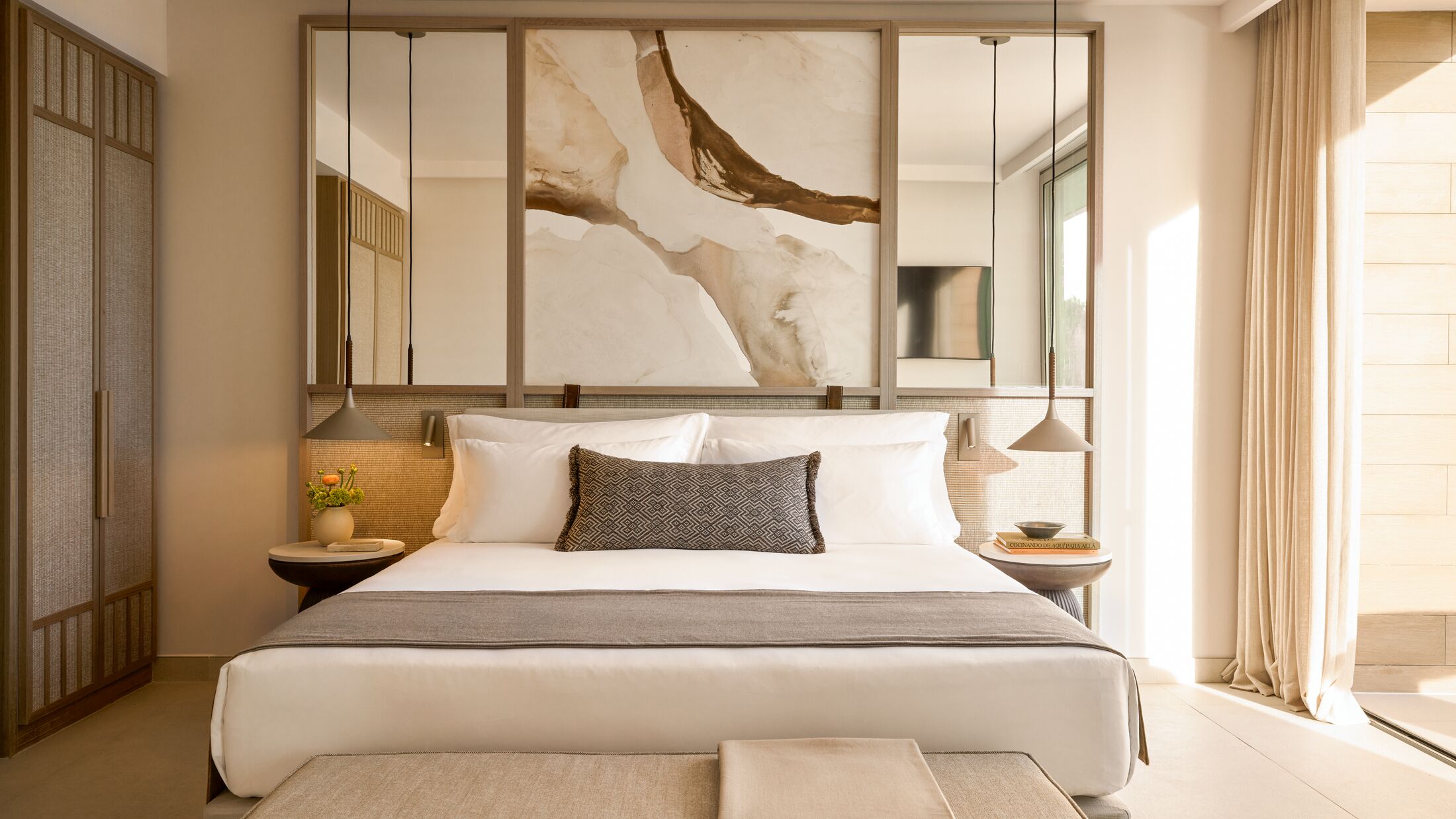 Ikos-Porto-Petro-2023-Deluxe-One-Bedroom-Bungalow-Suite-001-121823-Hybris