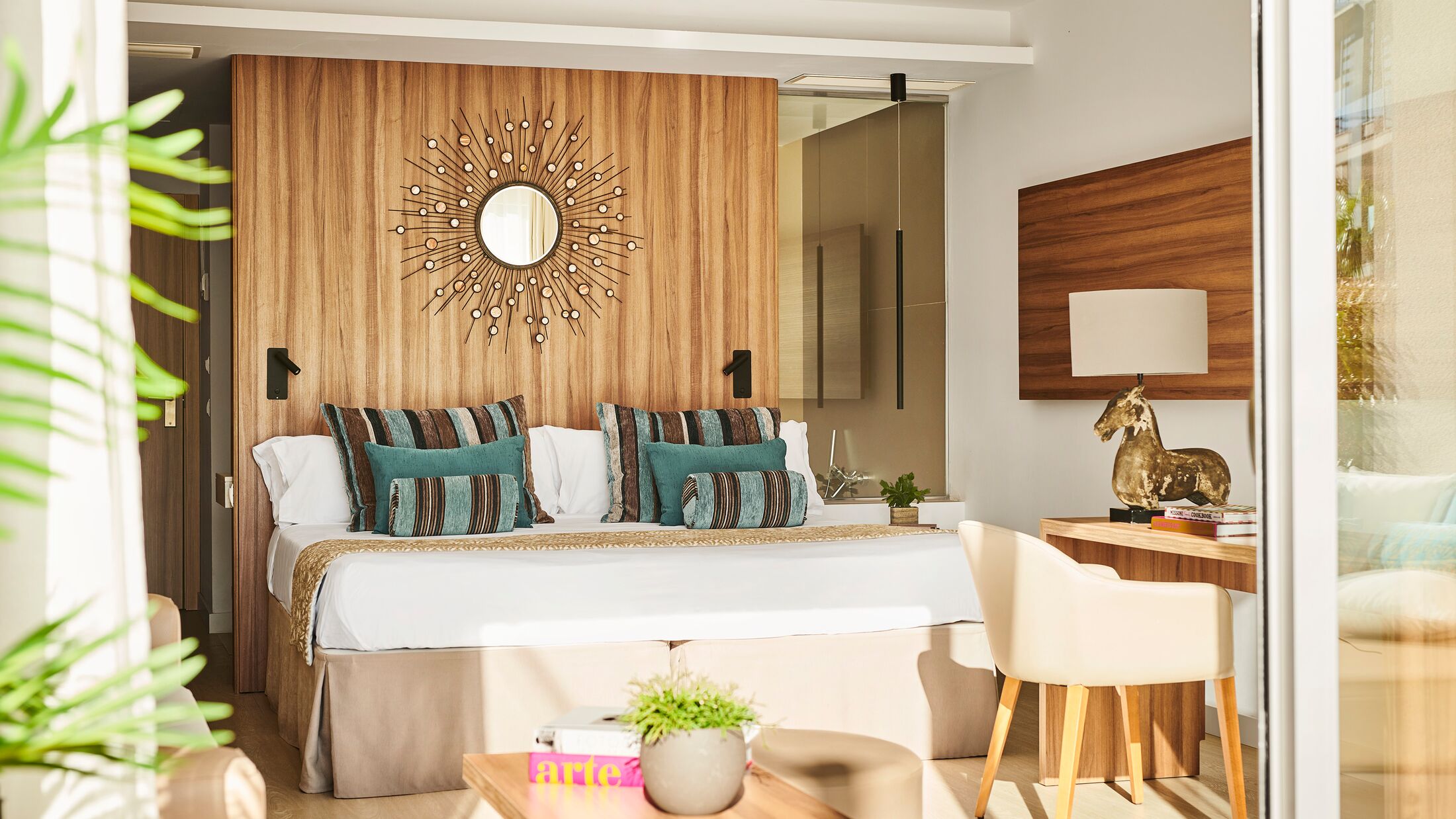 Zafiro-Alcudia-2022-Junior-Swim-Up-Suite-003-119861-Hybris