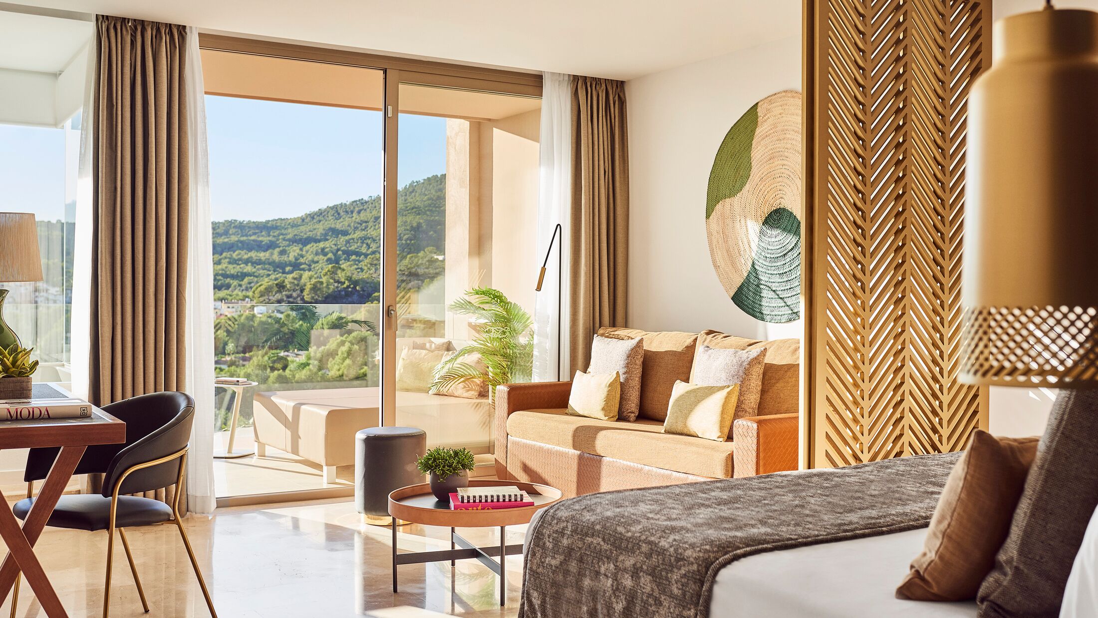 Zafiro-Andratx-2022-Junior-Suite-Whirlpool-001-121688-Hybris