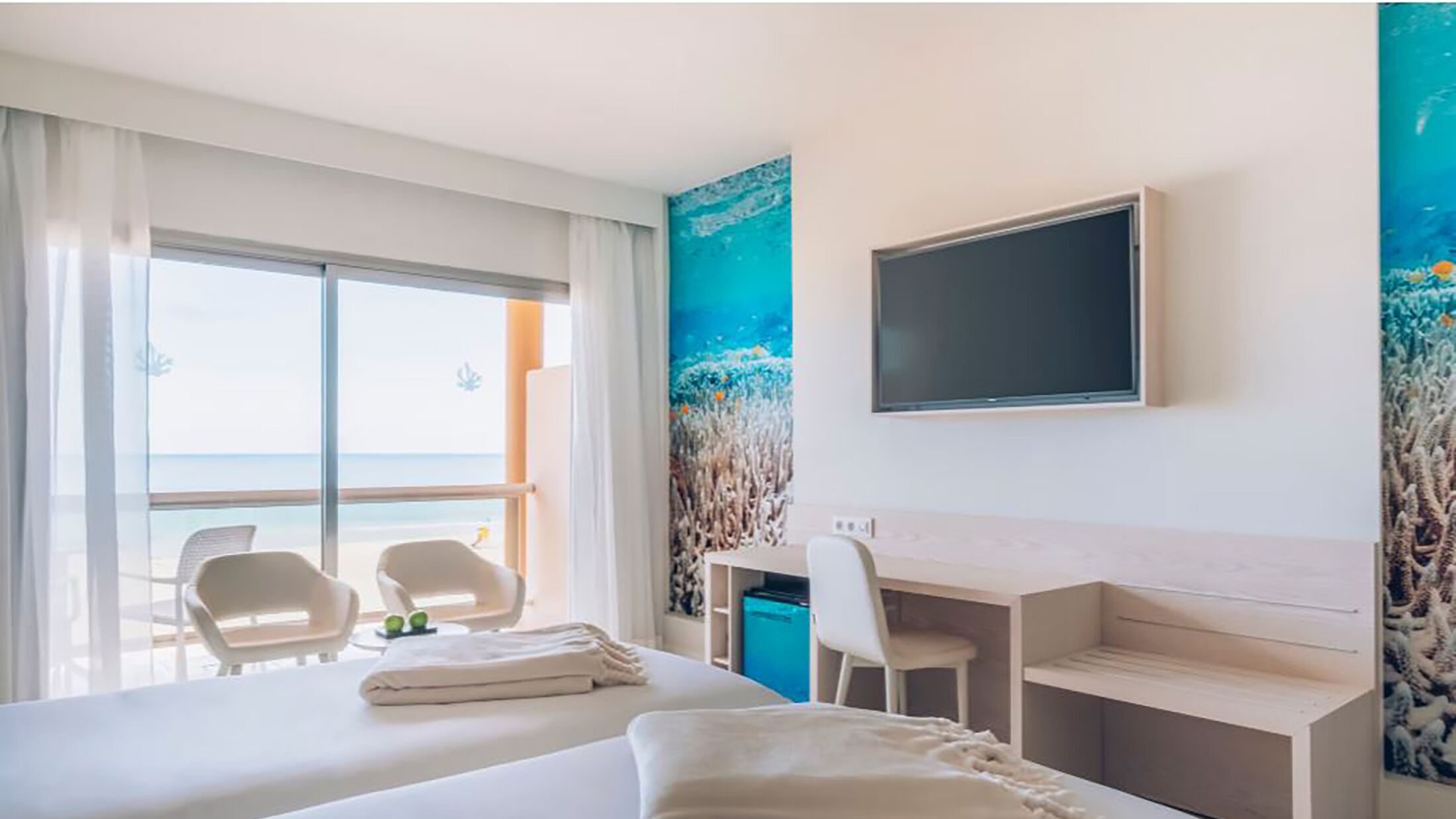 Double Room with Priority Location and Sea View