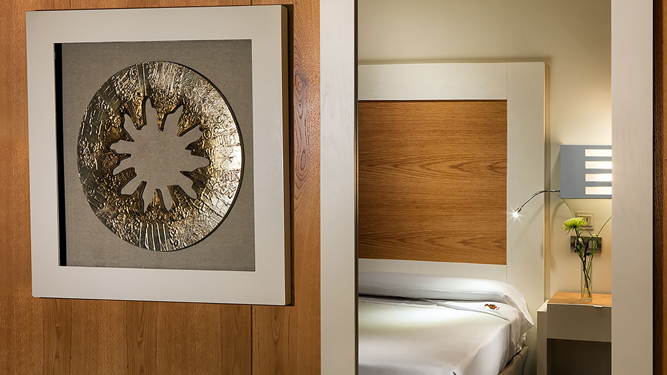 XQ-El-Palacete-2023-Premium-Twin-Sea-View-Room-003-117722-Hybris