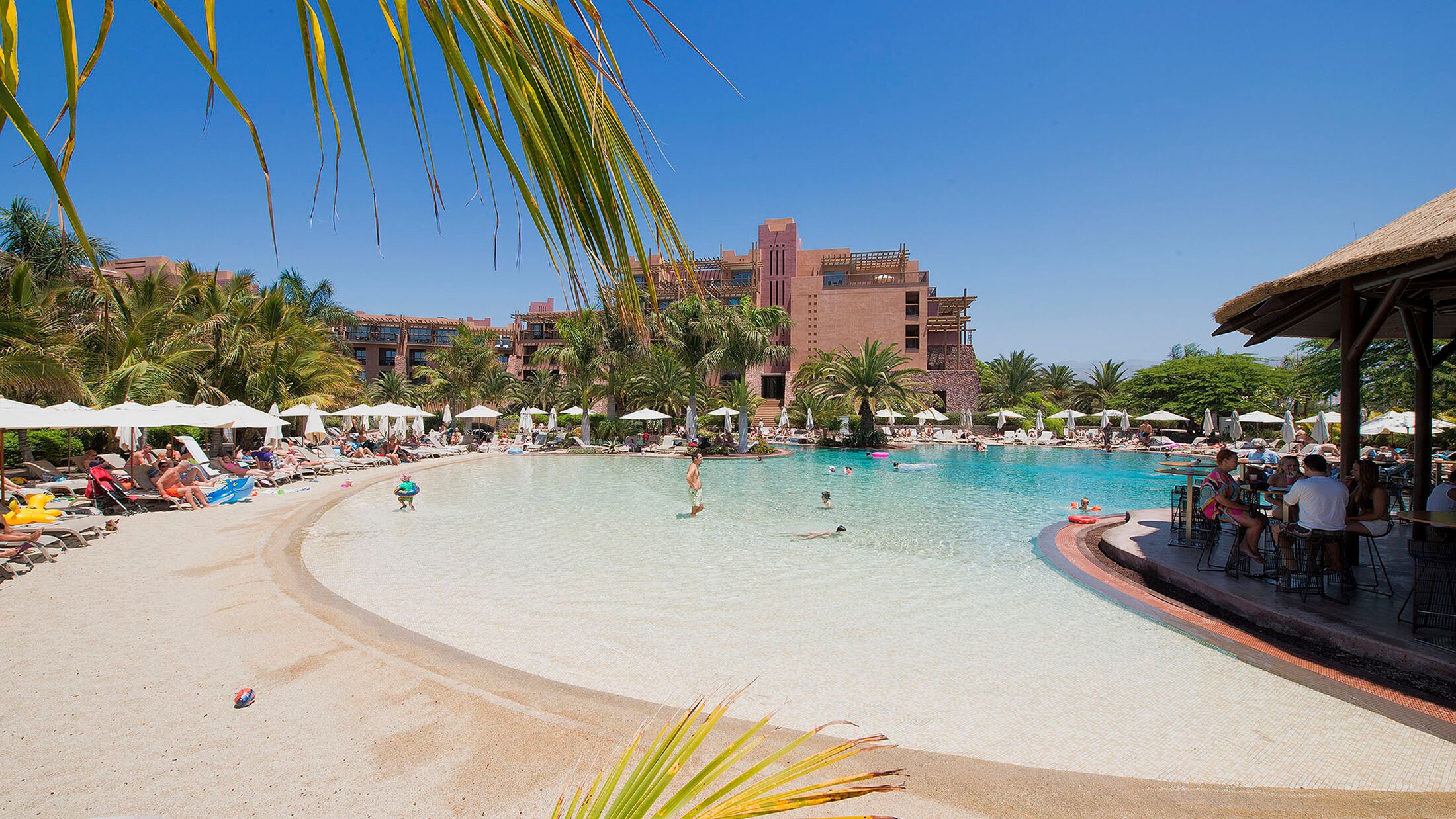 Lopesan-Baobab-2025-Rio-Mungo-Pool-027-119113-Hybris