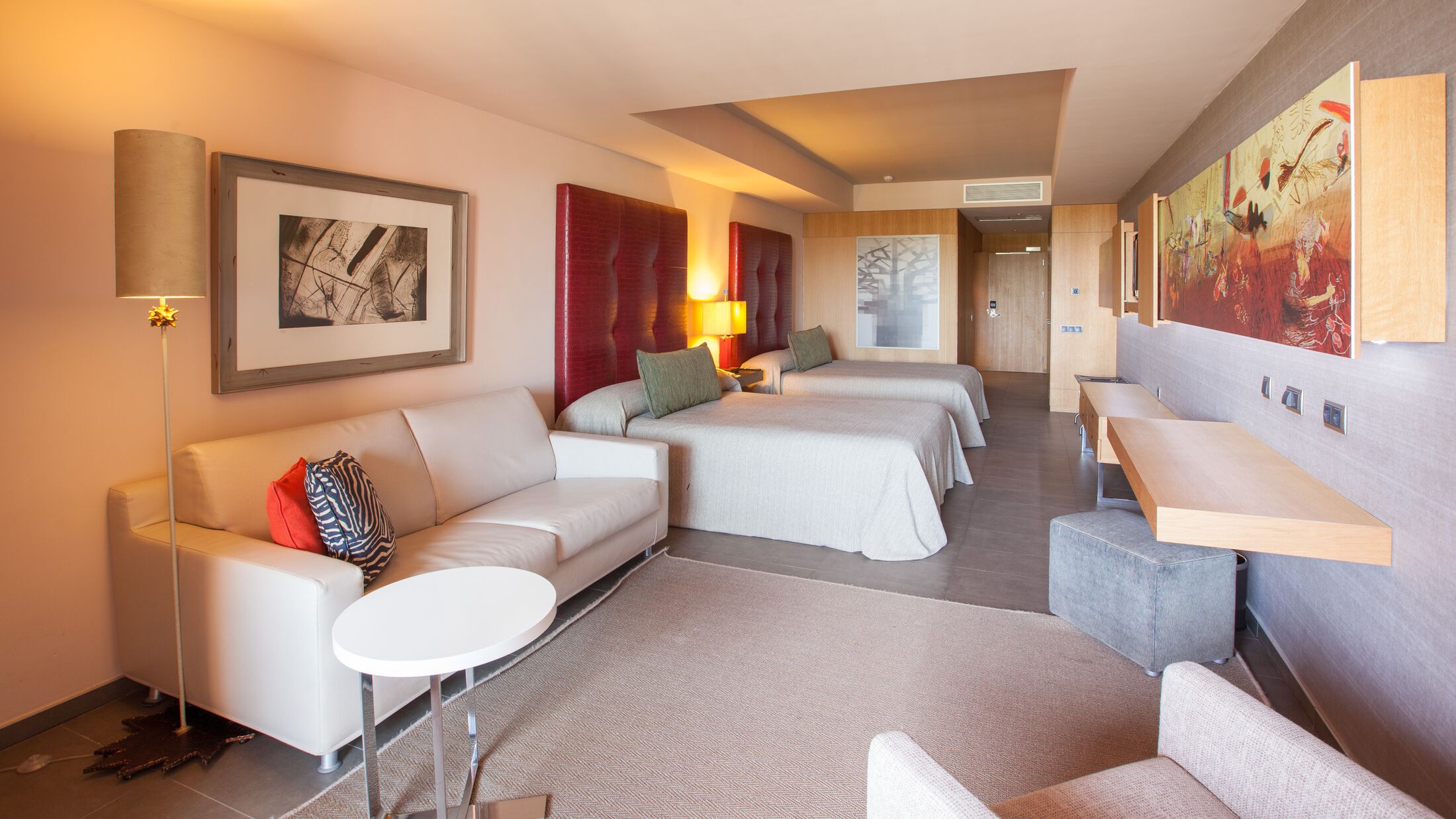 Lopesan-Baobab-2025-Family-Room-002-119113-Hybris