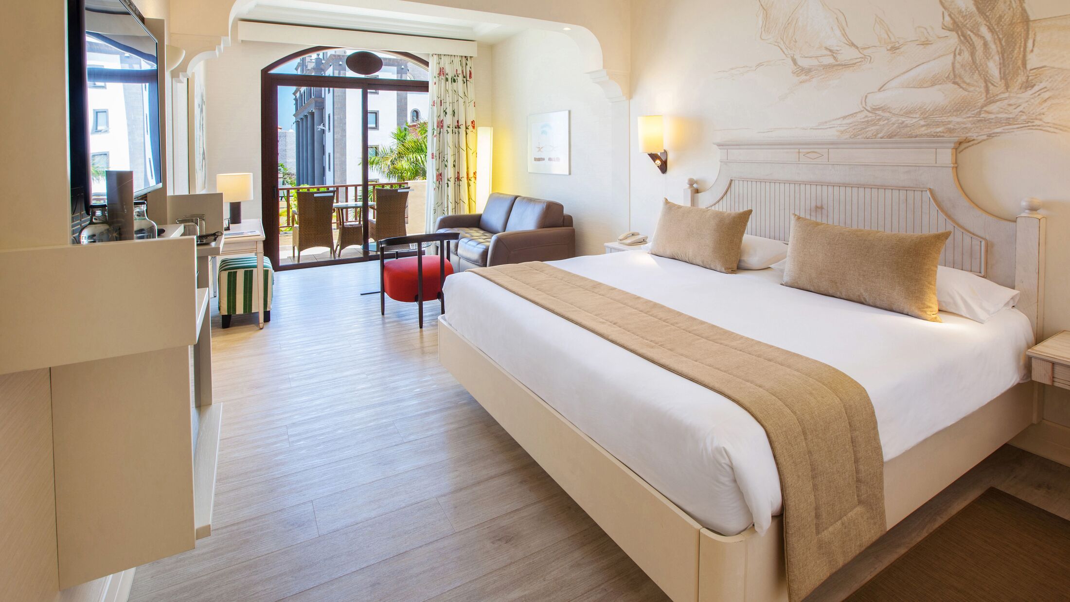 Lopesan-Villa-Conde-2025-Standard-Room-003-113682-Hybris