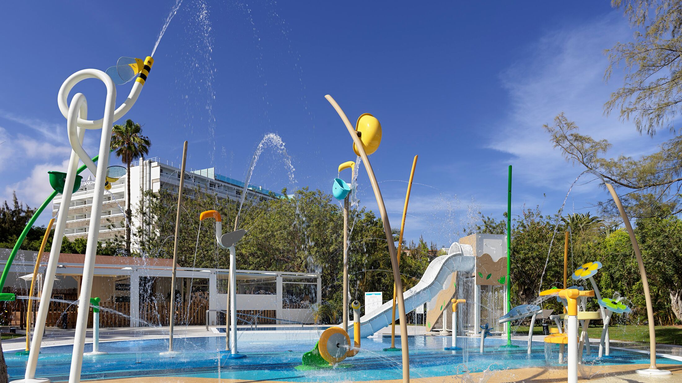 All copyrights reserved, this image on this site and it's copyright owned by the photographer. Image is not to be reprinted or reused without the express permission of the photographer who took it. Copyrights uses for Melia Hotels for sales and marketing promotions only