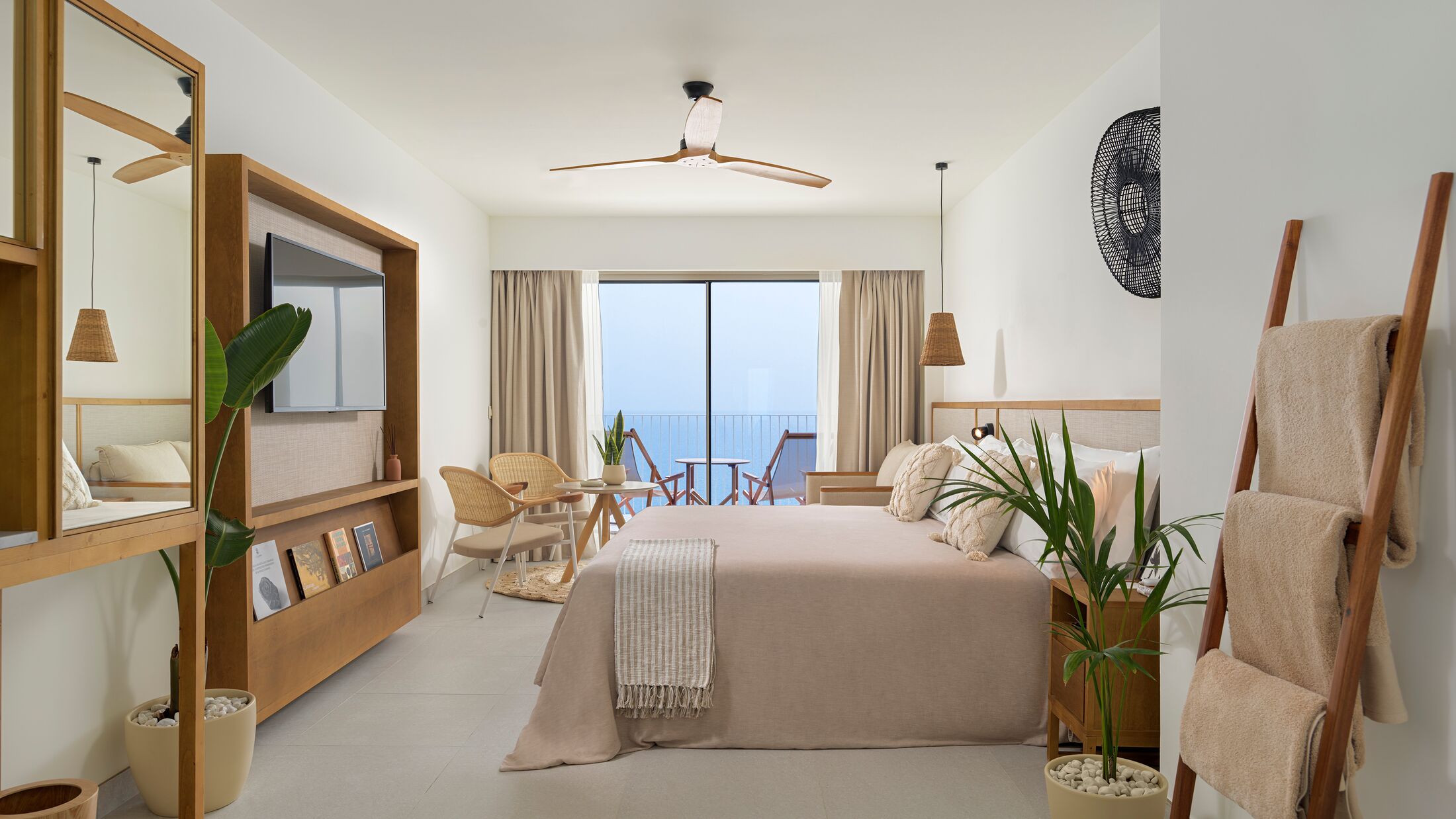 All copyrights reserved, this image on this site and it's copyright owned by the photographer. Image is not to be reprinted or reused without the express permission of the photographer who took it. Copyrights uses for Melia Hotels for sales and marketing promotions only