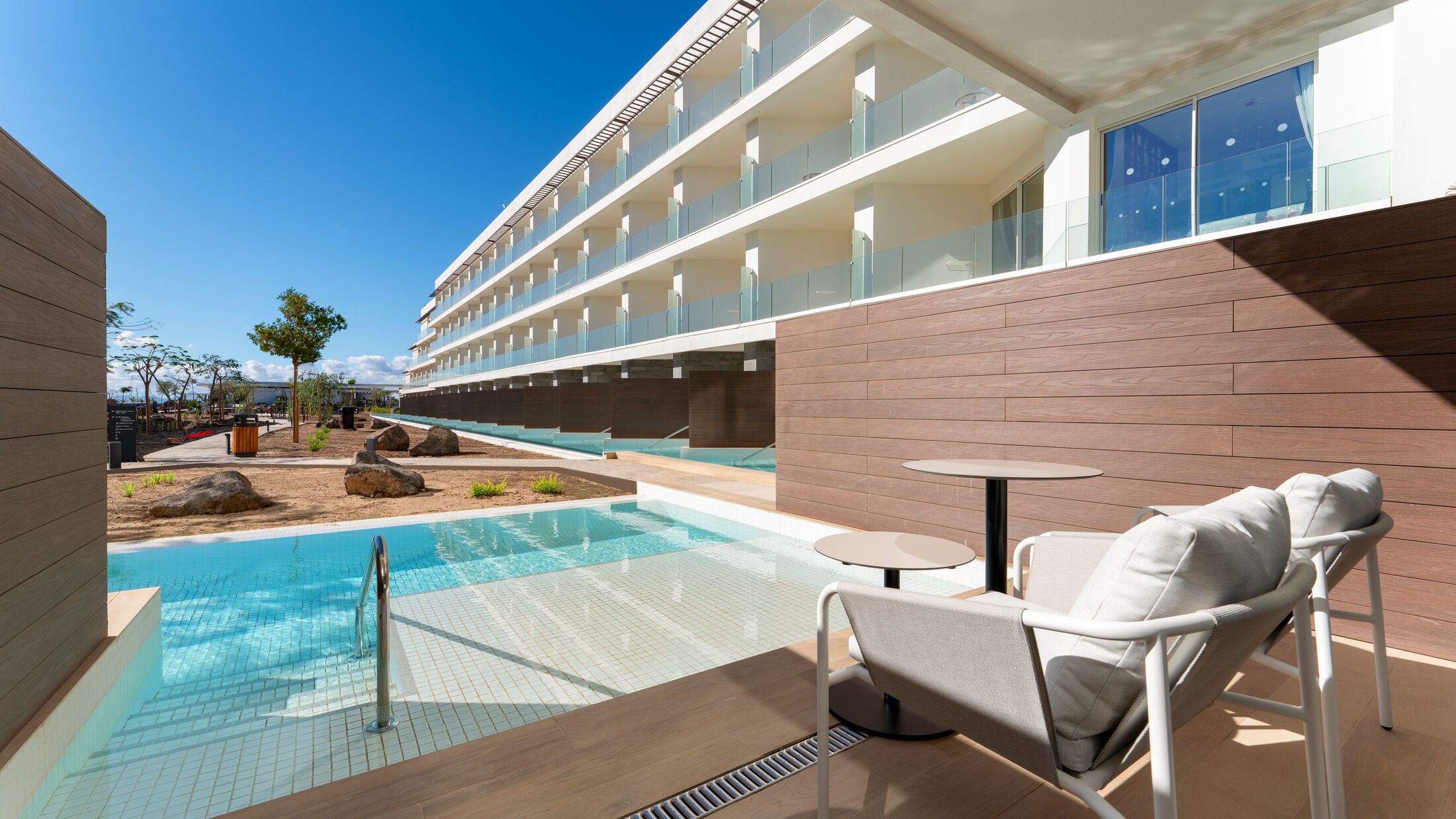 Barcelo-Playa-Blanca-2024-Superior-SwimUp-Room-001-121953-Hybris