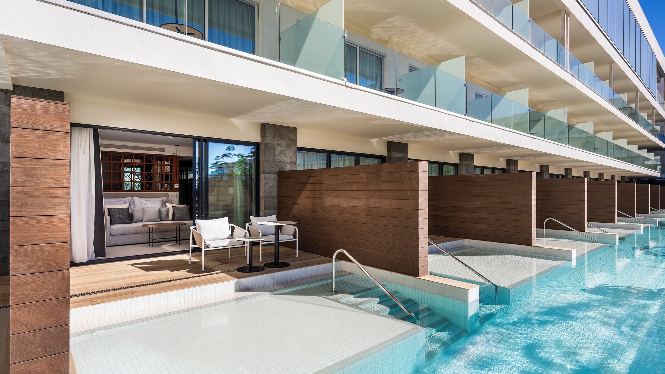 Barcelo-Playa-Blanca-2024-Superior-SwimUp-Room-002-121953-Hybris