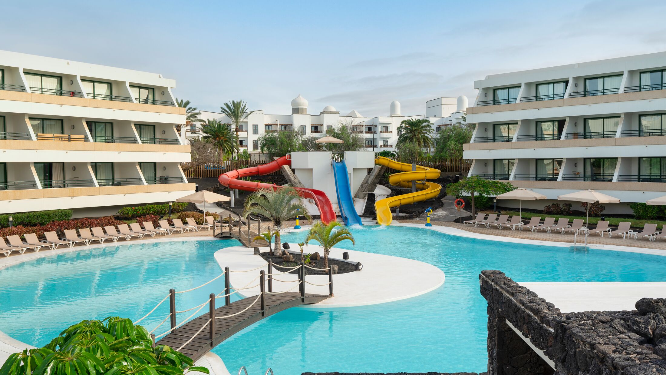 Dreams-Playa-Dorada-2024-Marlin-Pool-008-121950-Hybris