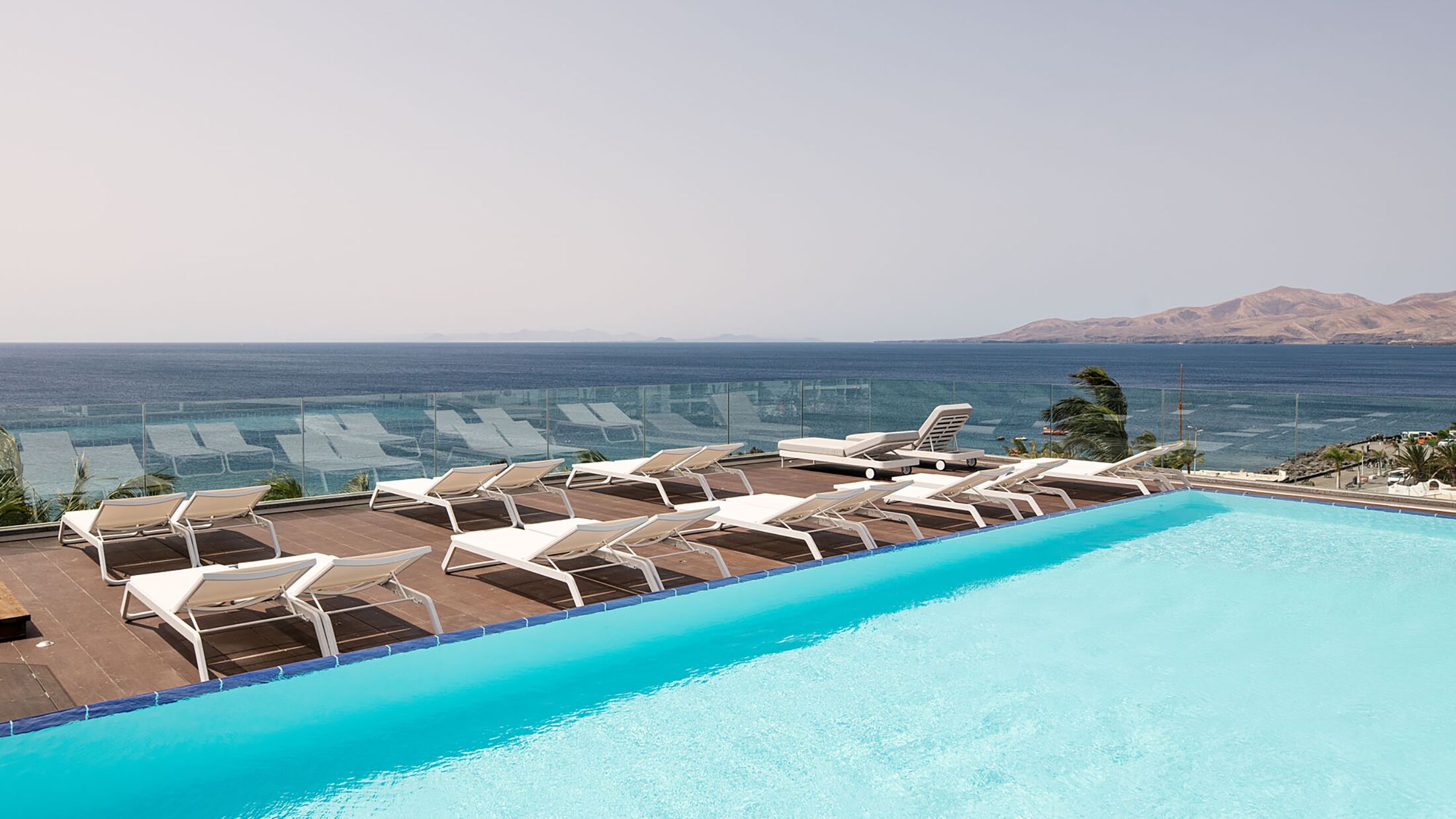 Rooftop Terrace Bar and Pool